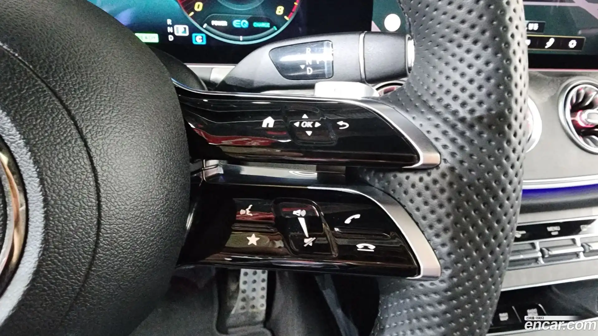 CLS-Class Mercedes-Benz 2022.10-OPTION-022