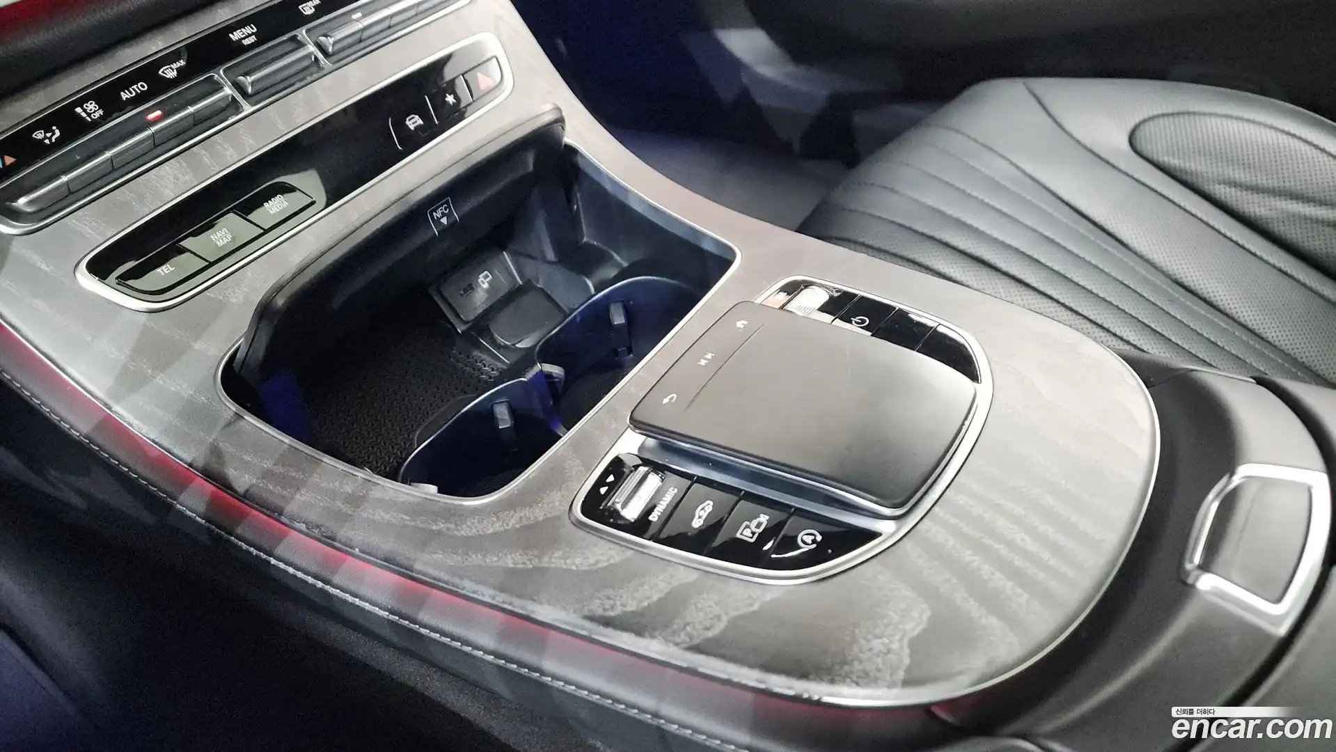 CLS-Class Mercedes-Benz 2022.10-OPTION-041
