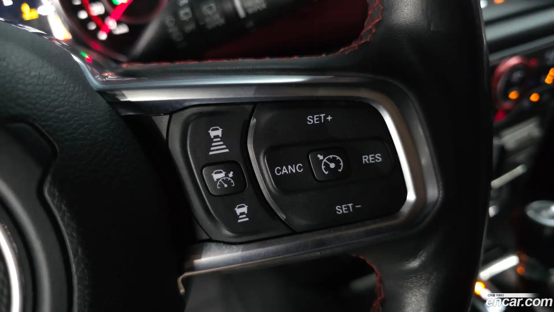 Wrangler Jeep 2019.11-OPTION-041