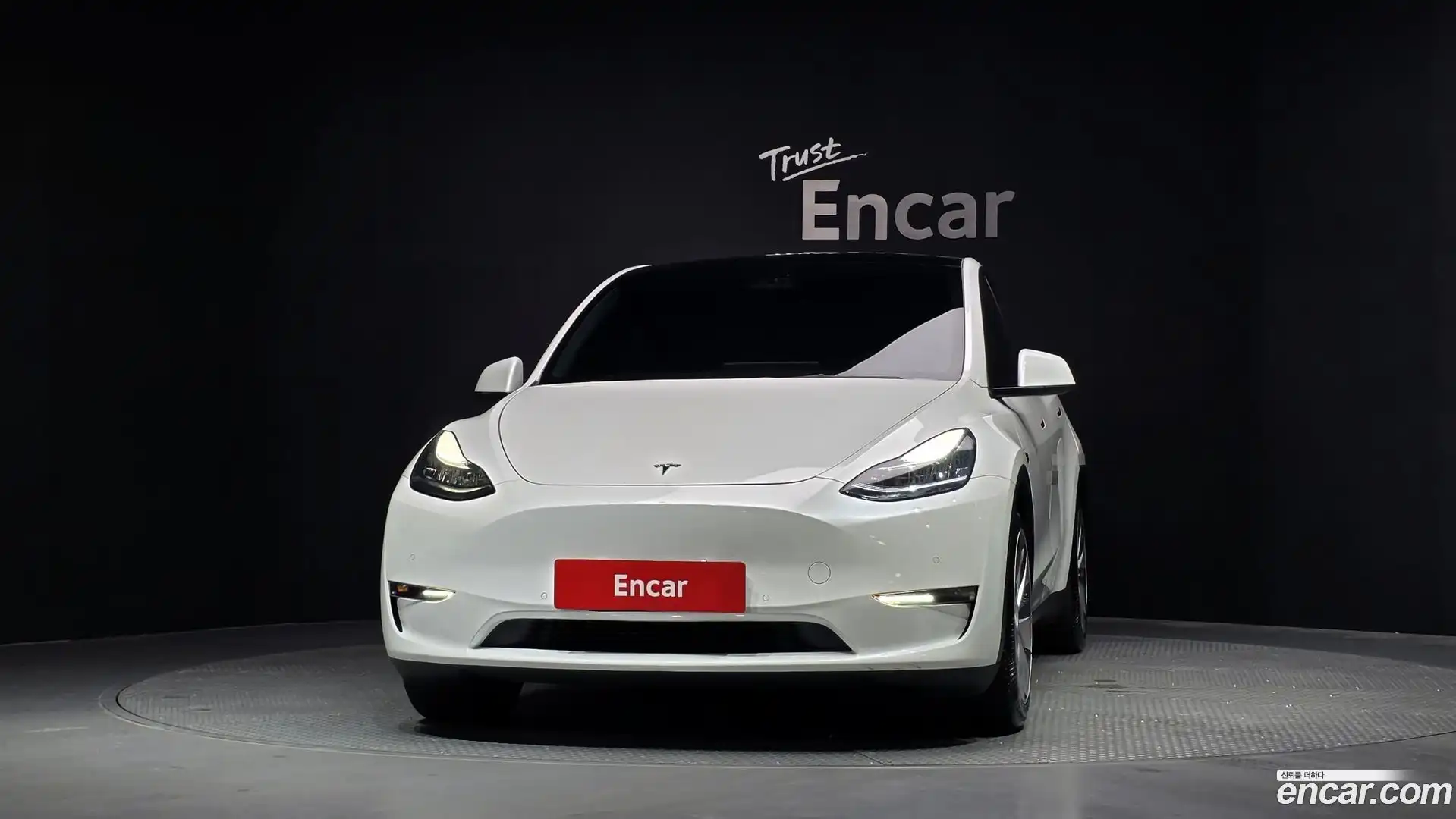 Model Y Tesla 2022.5-OUTER-003