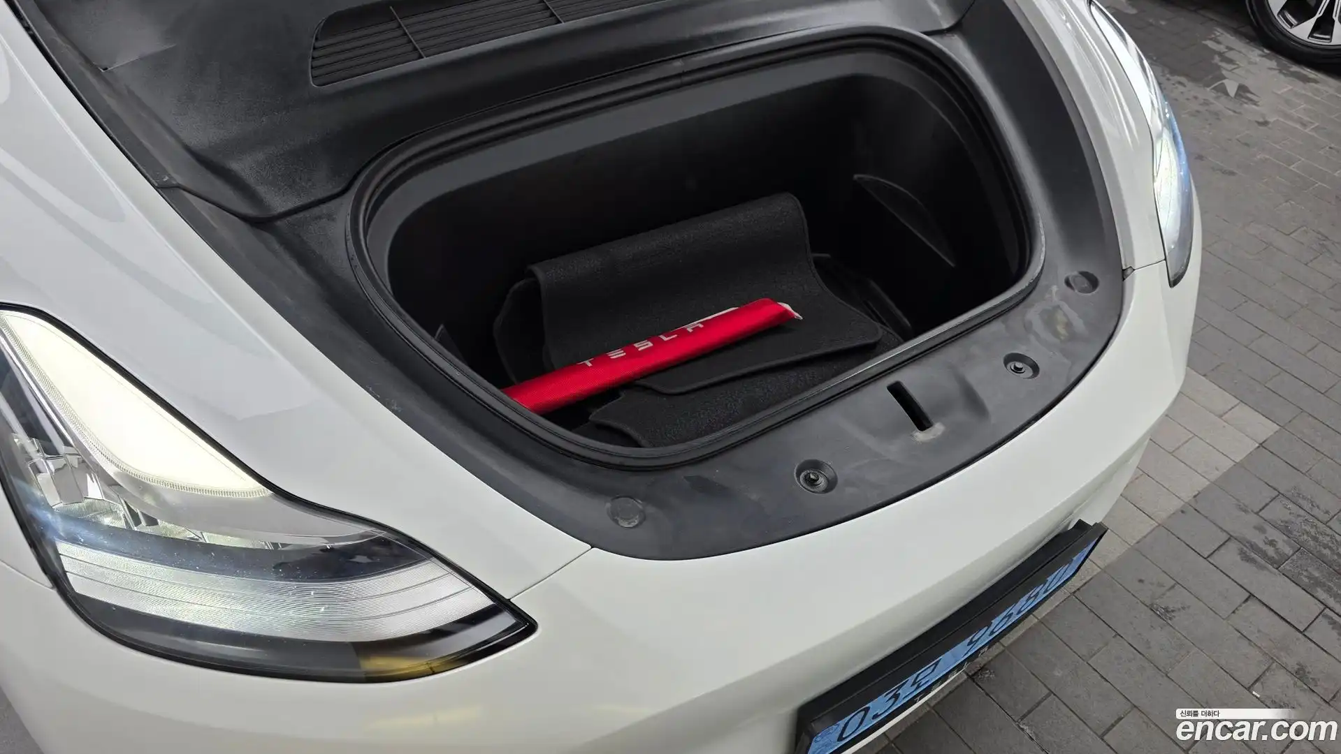 Model Y Tesla 2022.5-OUTER-006