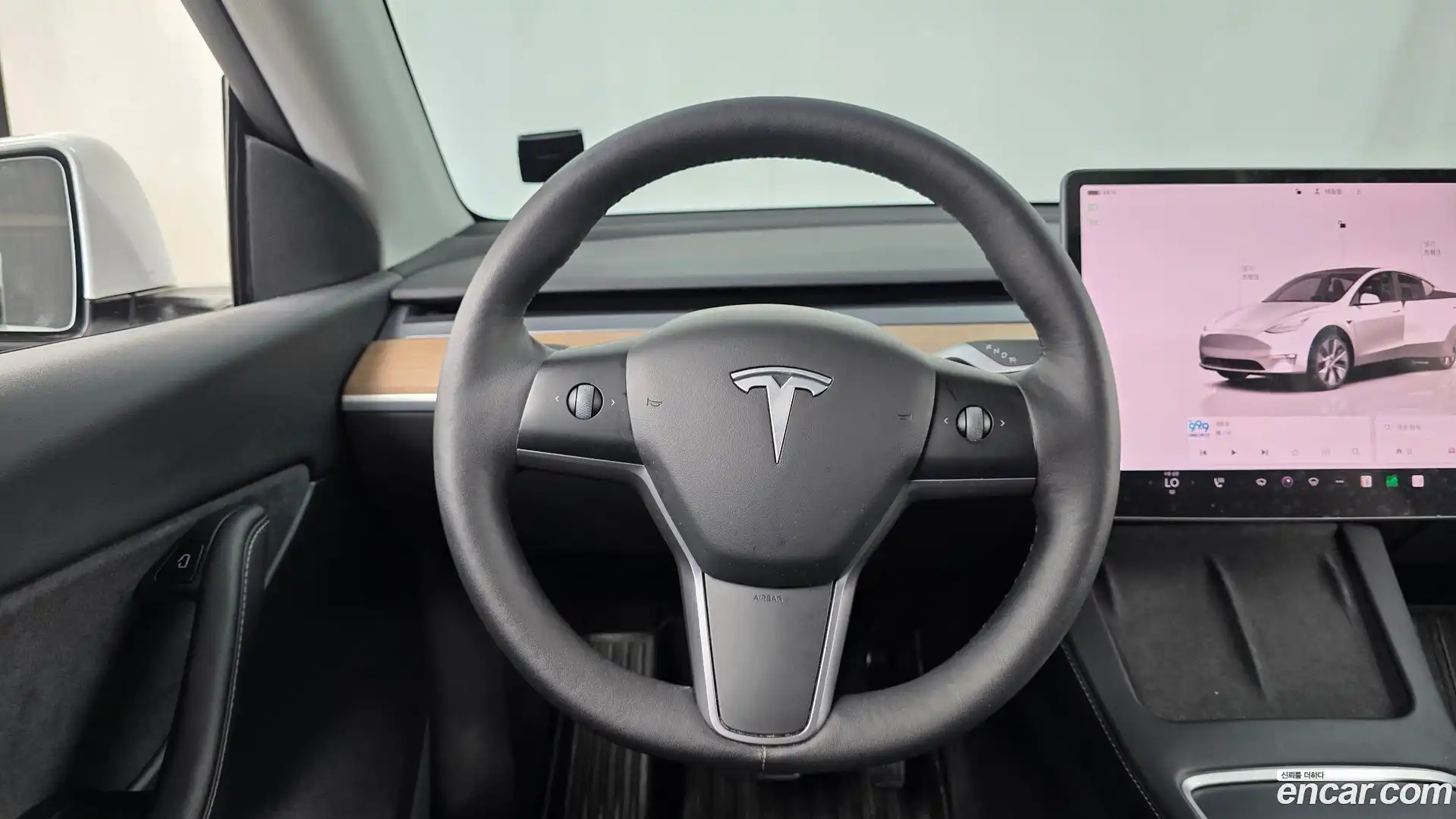Model Y Tesla 2022.5-OPTION-016