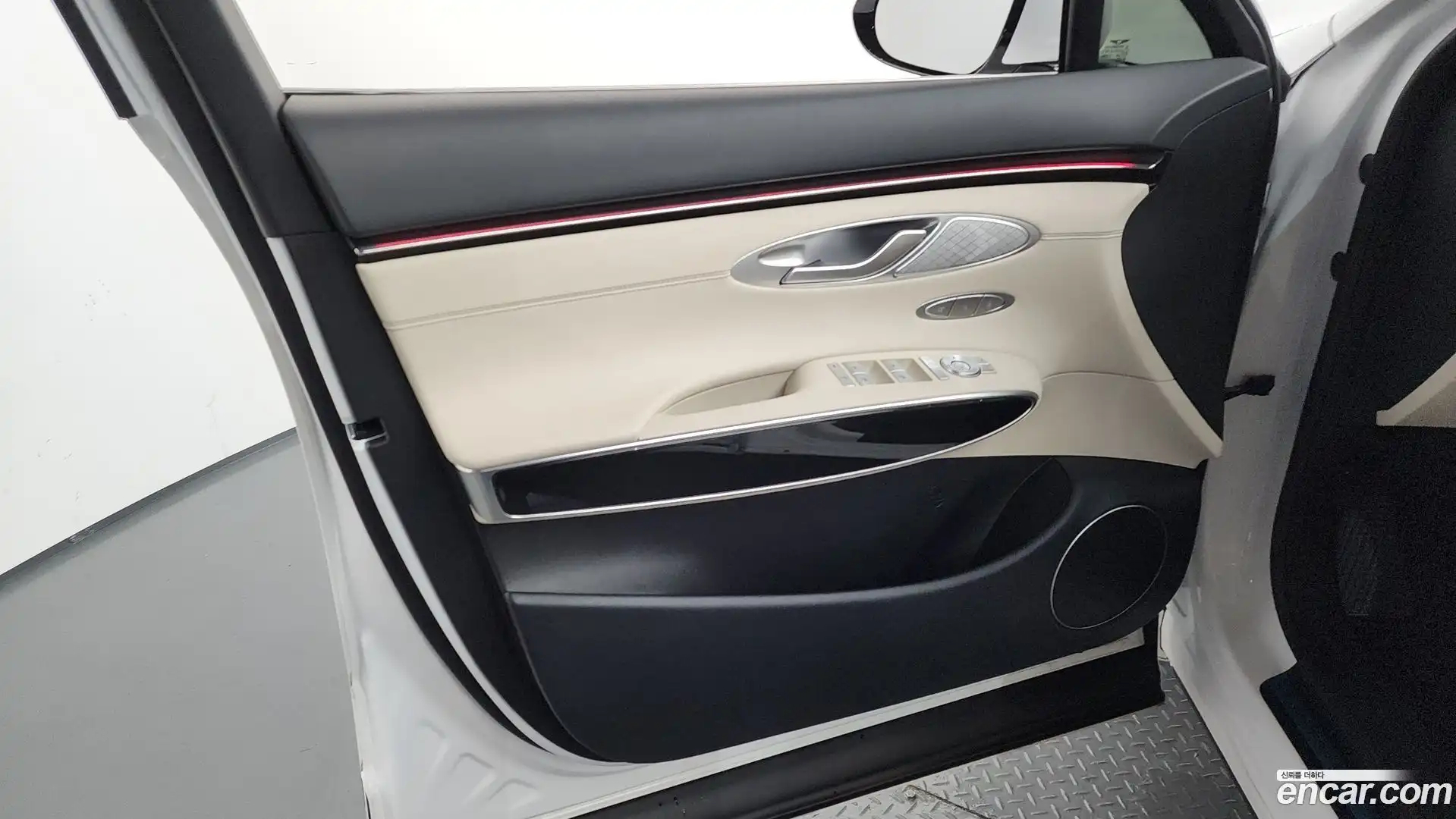 GV70 Genesis 2024.6-INNER-034