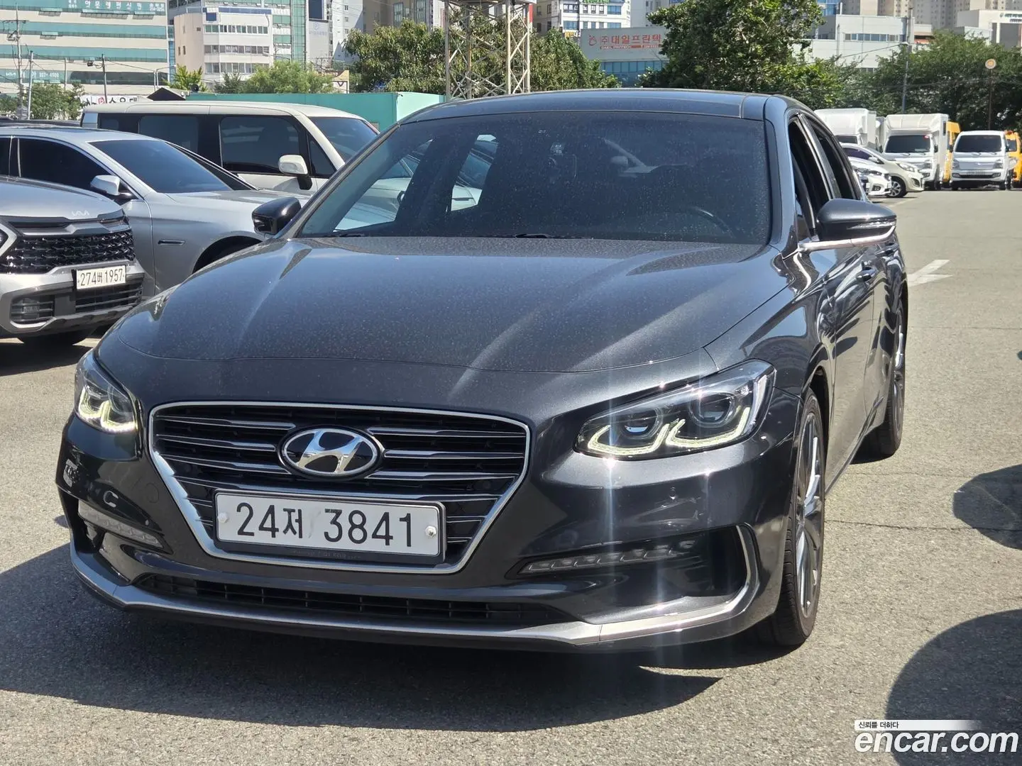 Main__Slider__Photo:Grandeur Hyundai 2017.0-0
