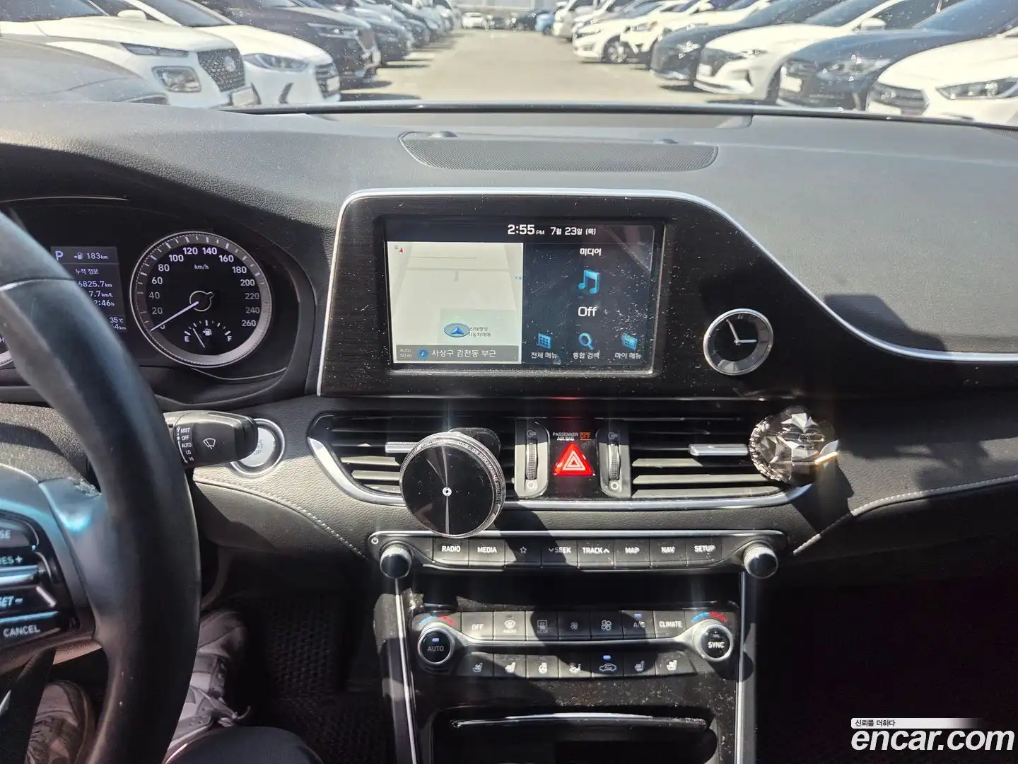 Grandeur Hyundai 2017.0-INNER-009