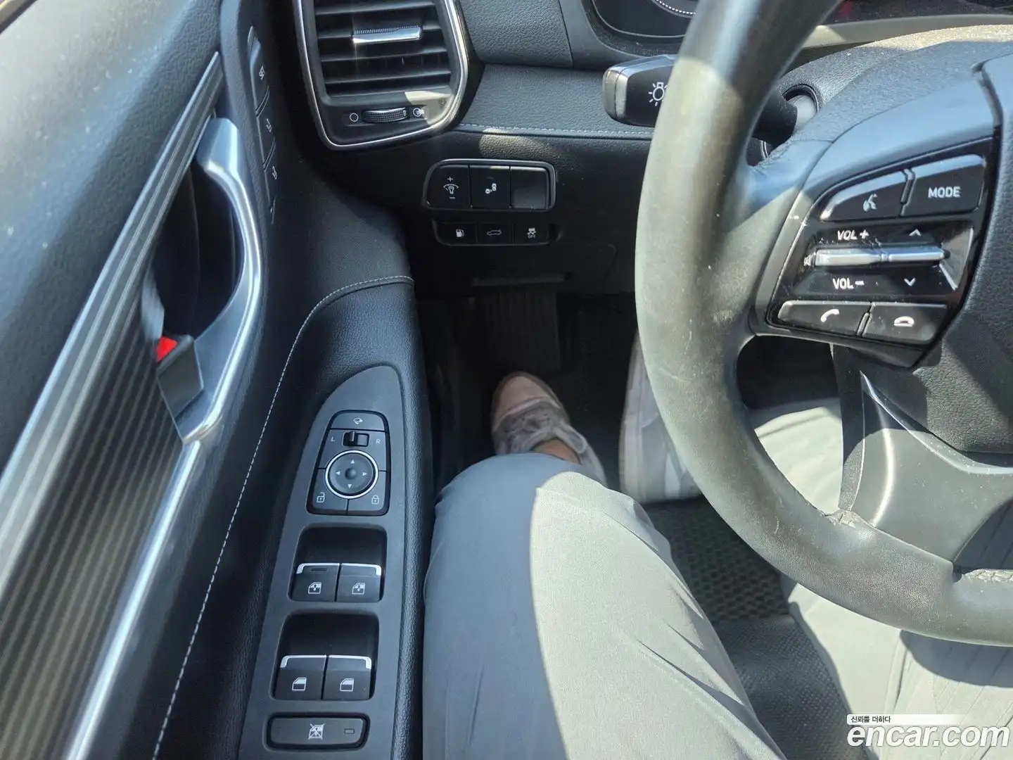 Grandeur Hyundai 2017.0-OPTION-015