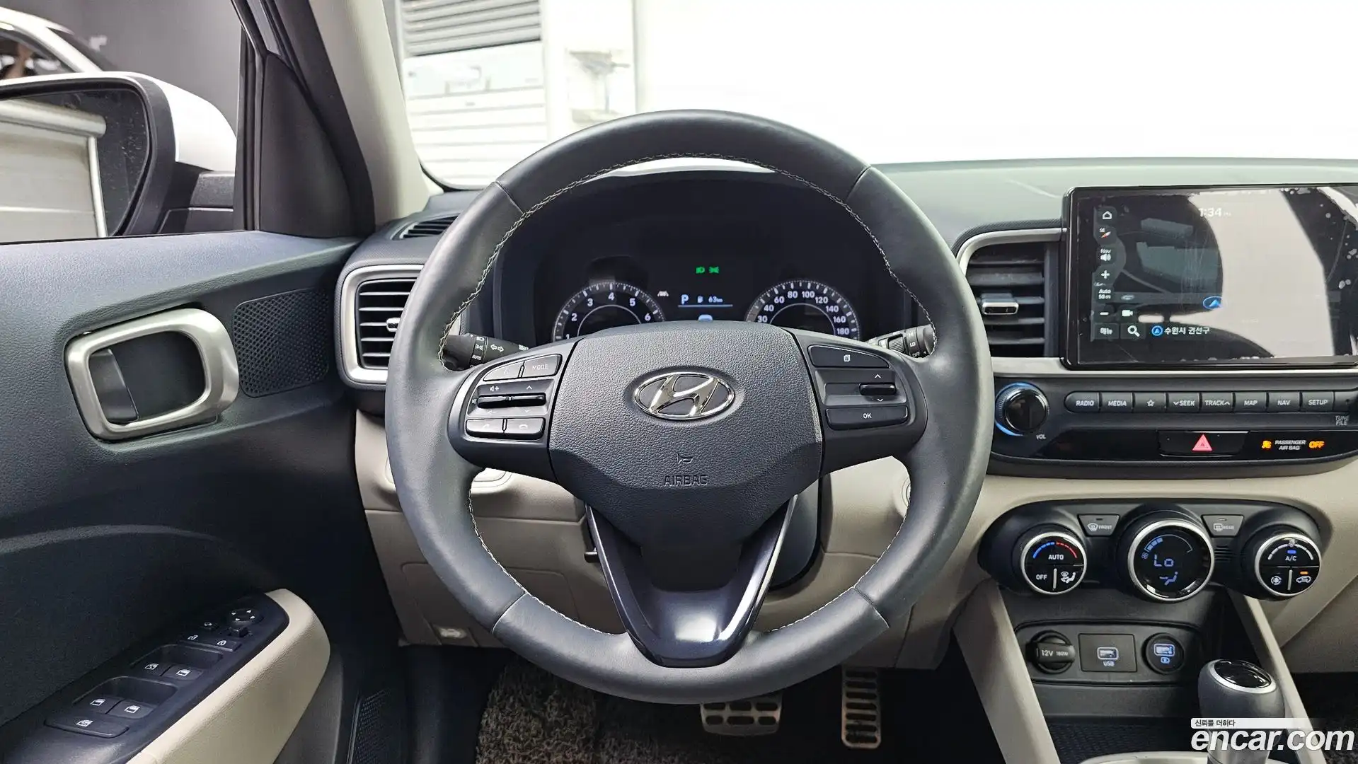 Venue Hyundai 2019.10-OPTION-017