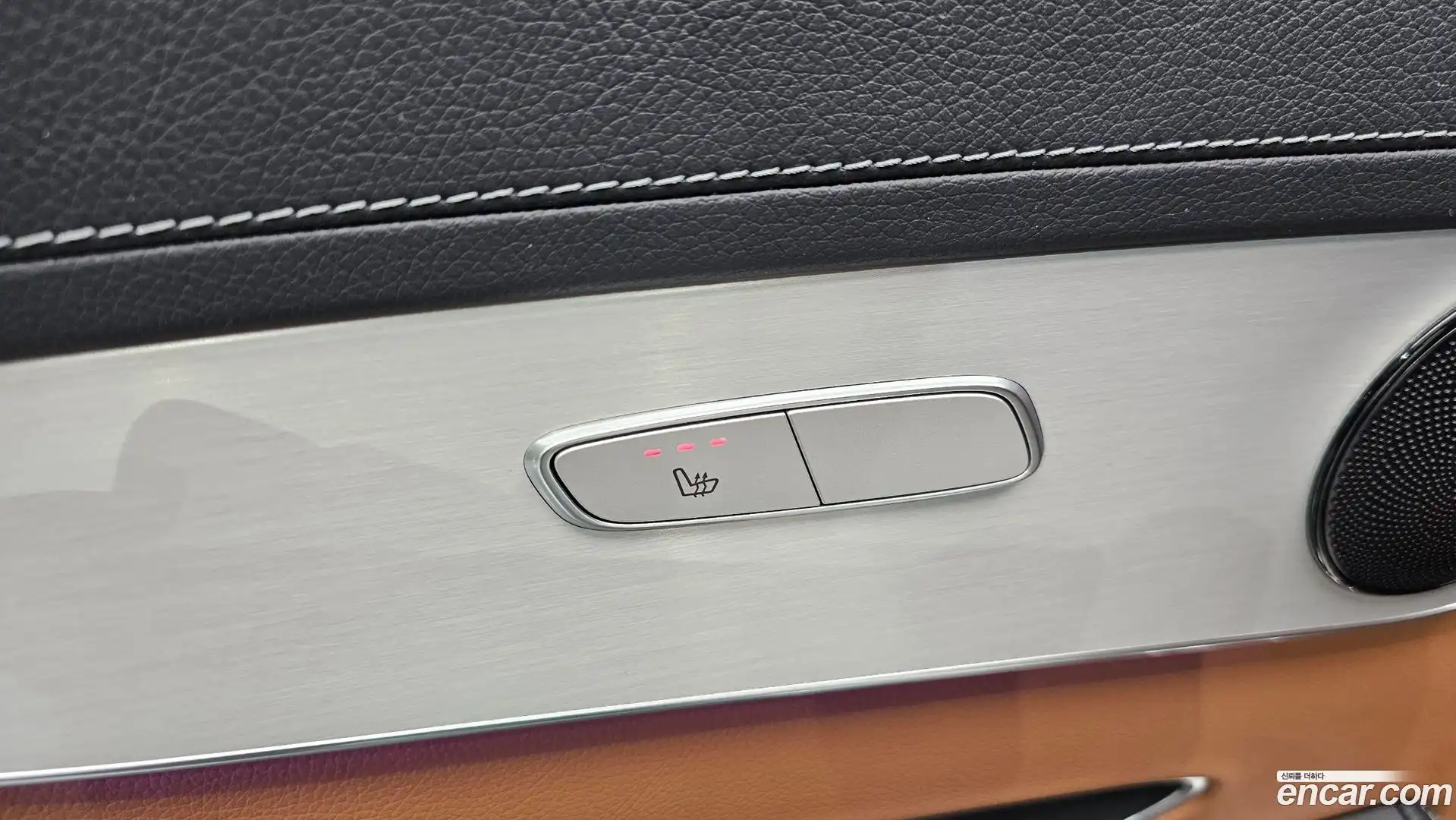 GLC-Class Mercedes-Benz 2023.3-OPTION-044