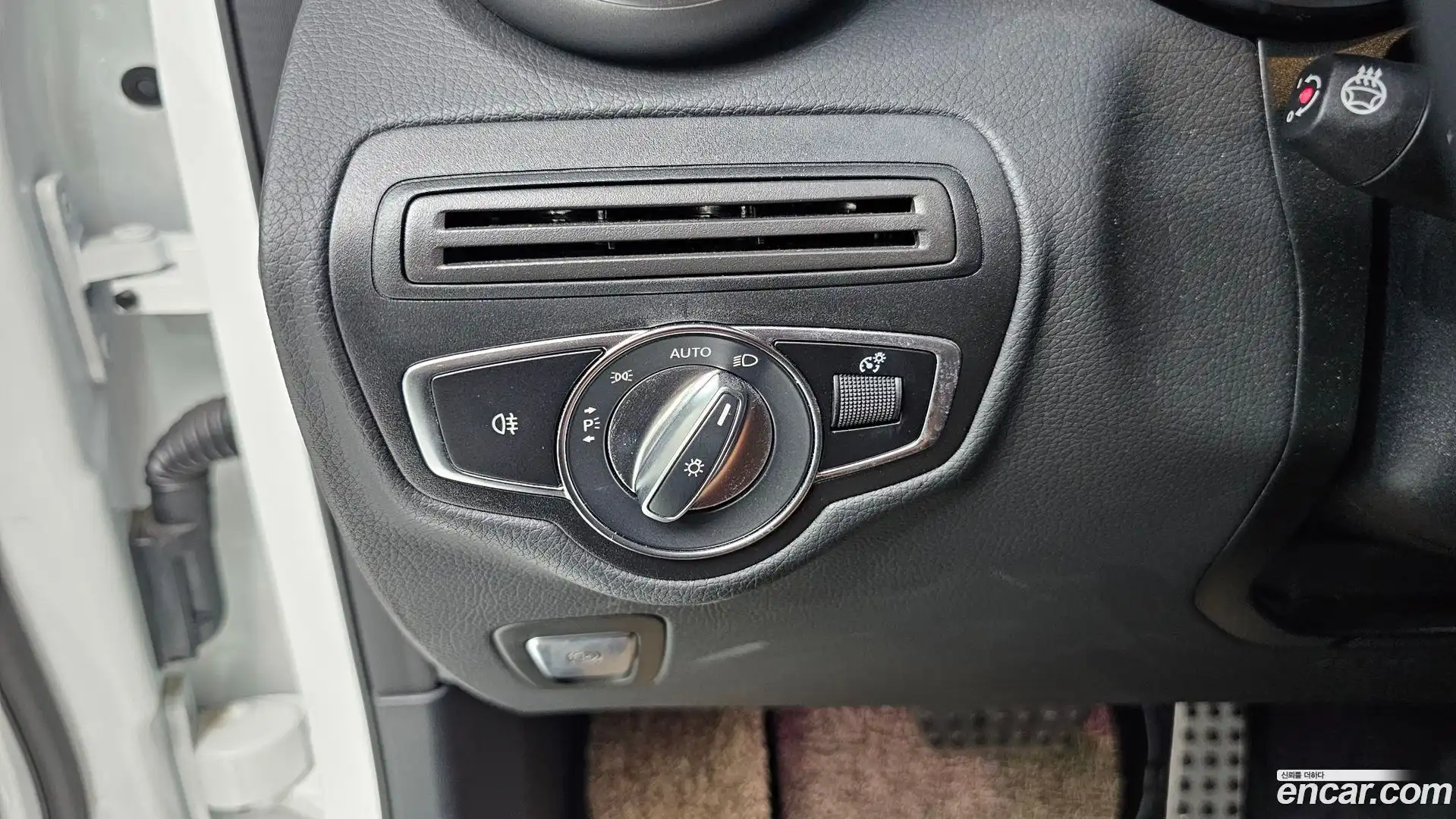 GLC-Class Mercedes-Benz 2023.3-OPTION-046