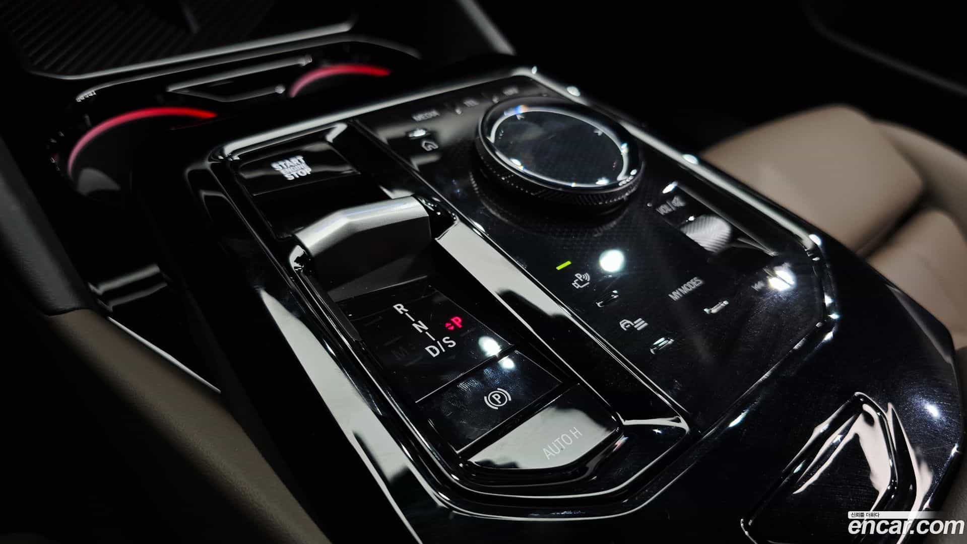 5-Series BMW 2025.6-INNER-009