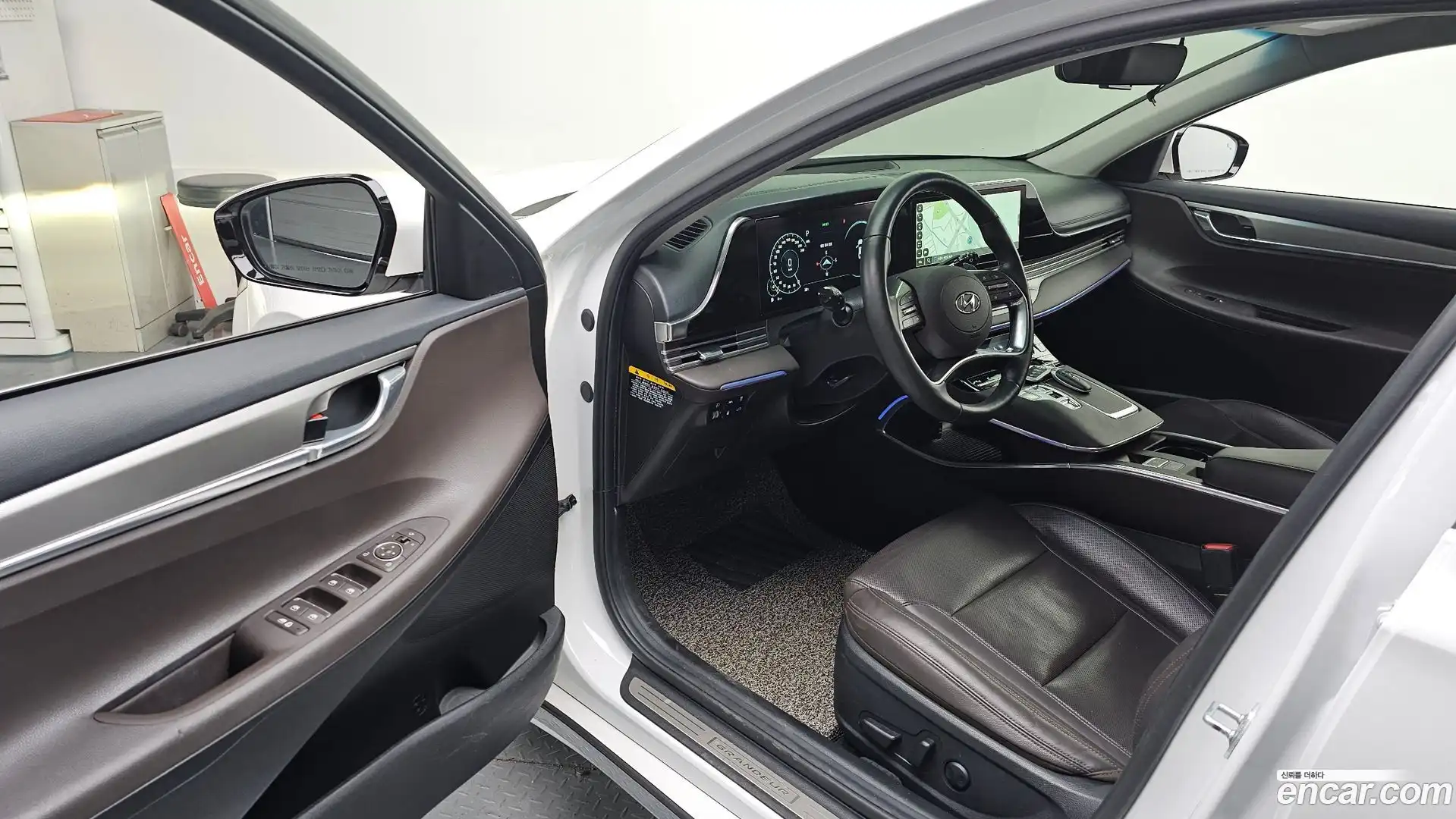 Grandeur Hyundai 2020.5-INNER-010