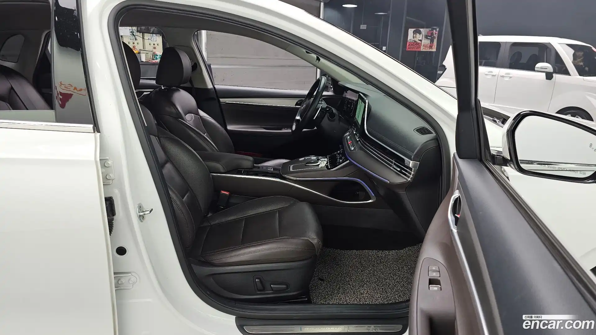 Grandeur Hyundai 2020.5-OPTION-015