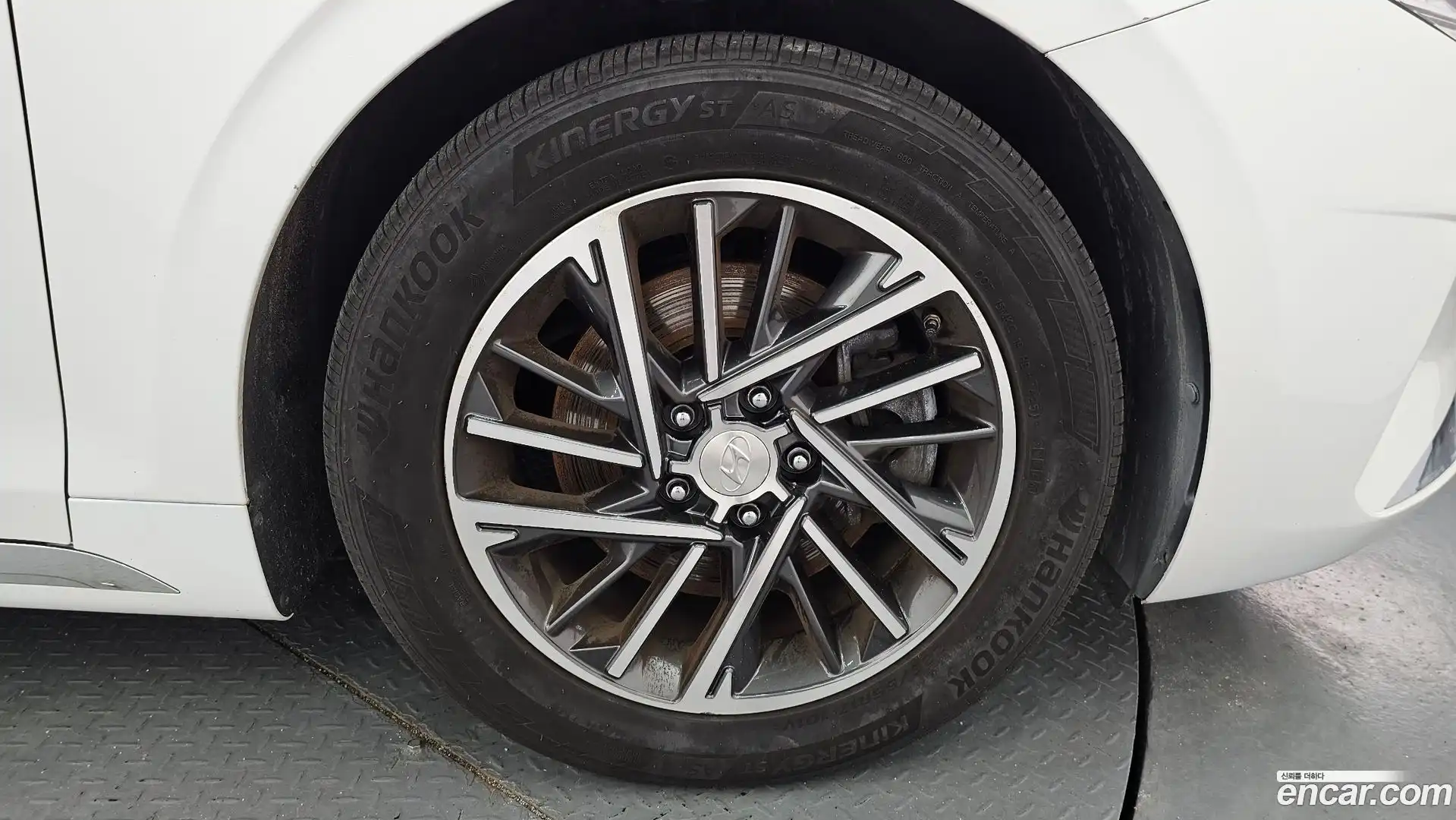 Grandeur Hyundai 2020.5-OUTER-031