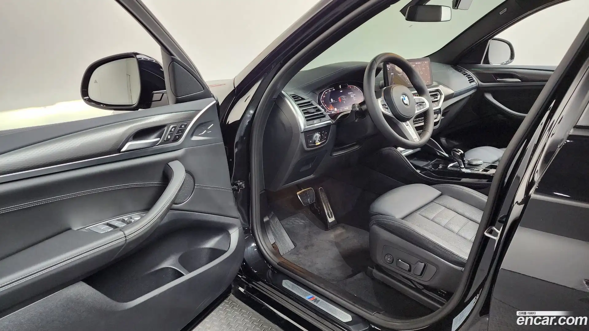 X4 BMW 2024.4-INNER-010