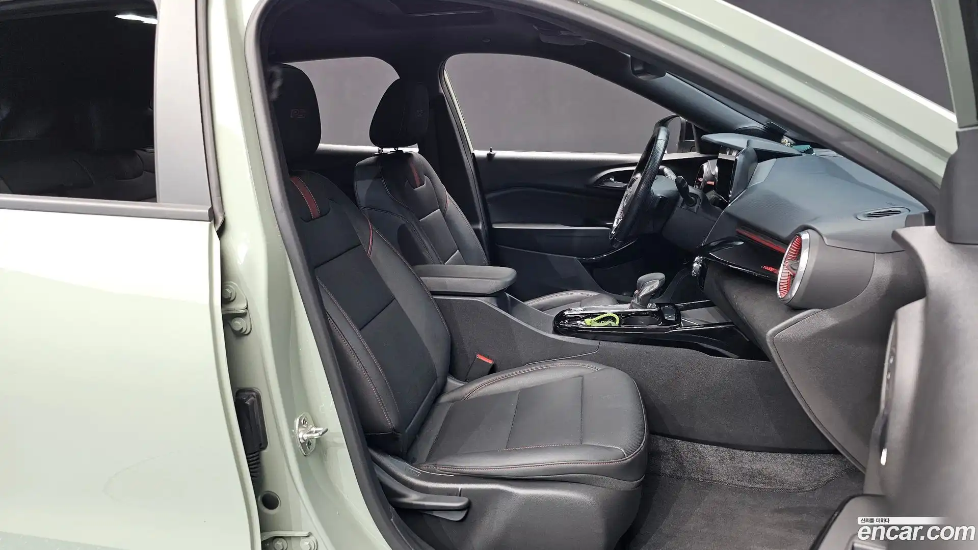 Trax Chevrolet 2023.8-OPTION-016