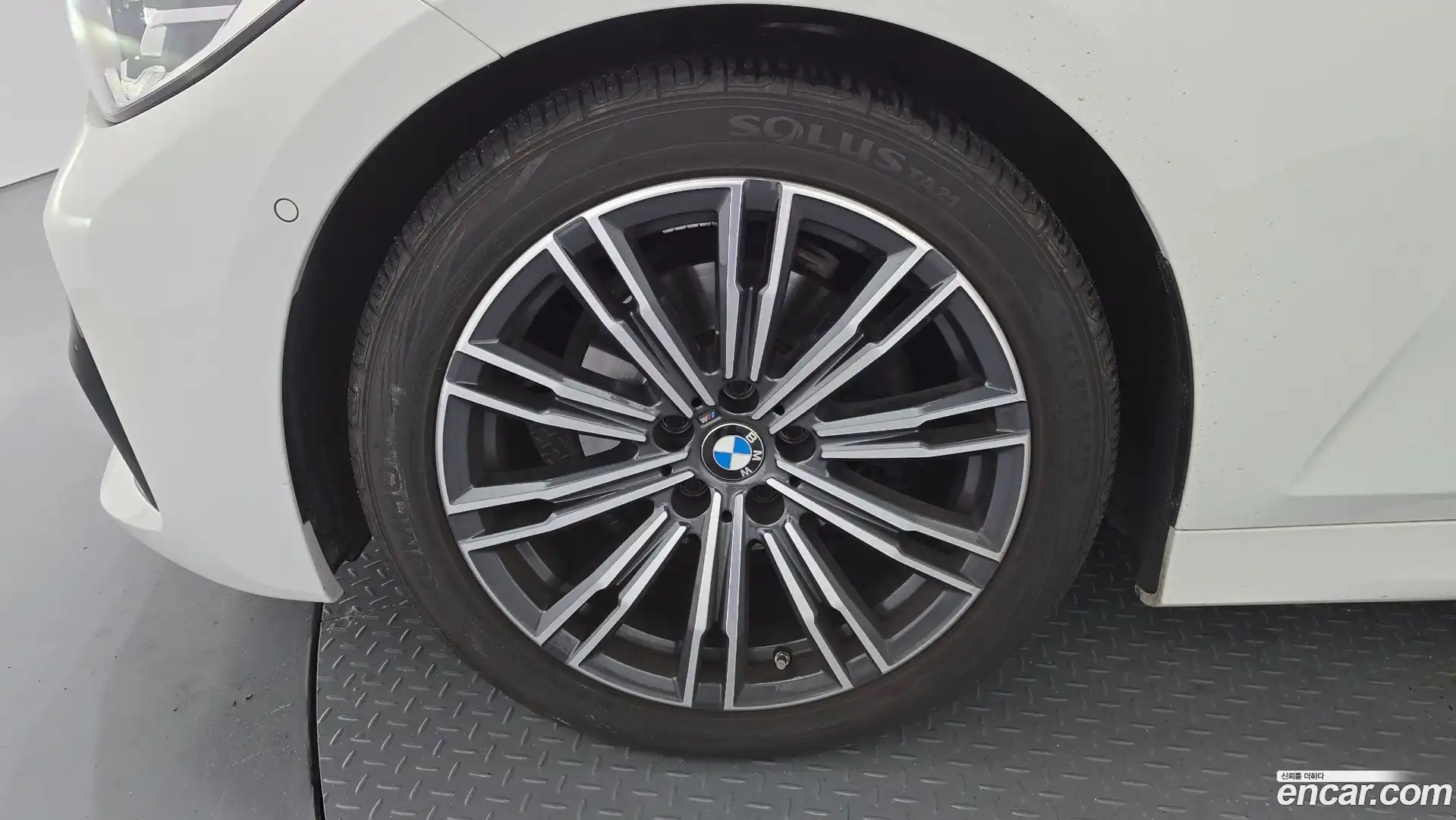 3-Series BMW 2021.6-OUTER-005