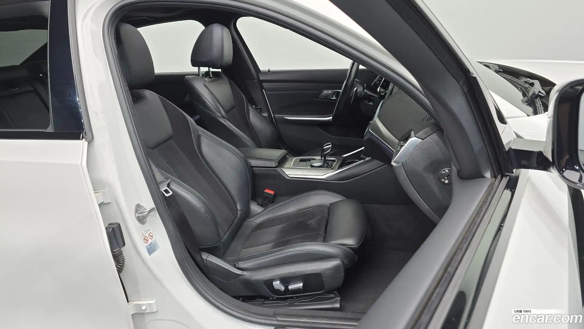 3-Series BMW 2021.6-INNER-036