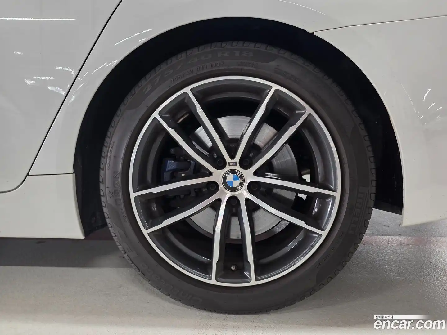5-Series BMW 2021.4-OPTION-024