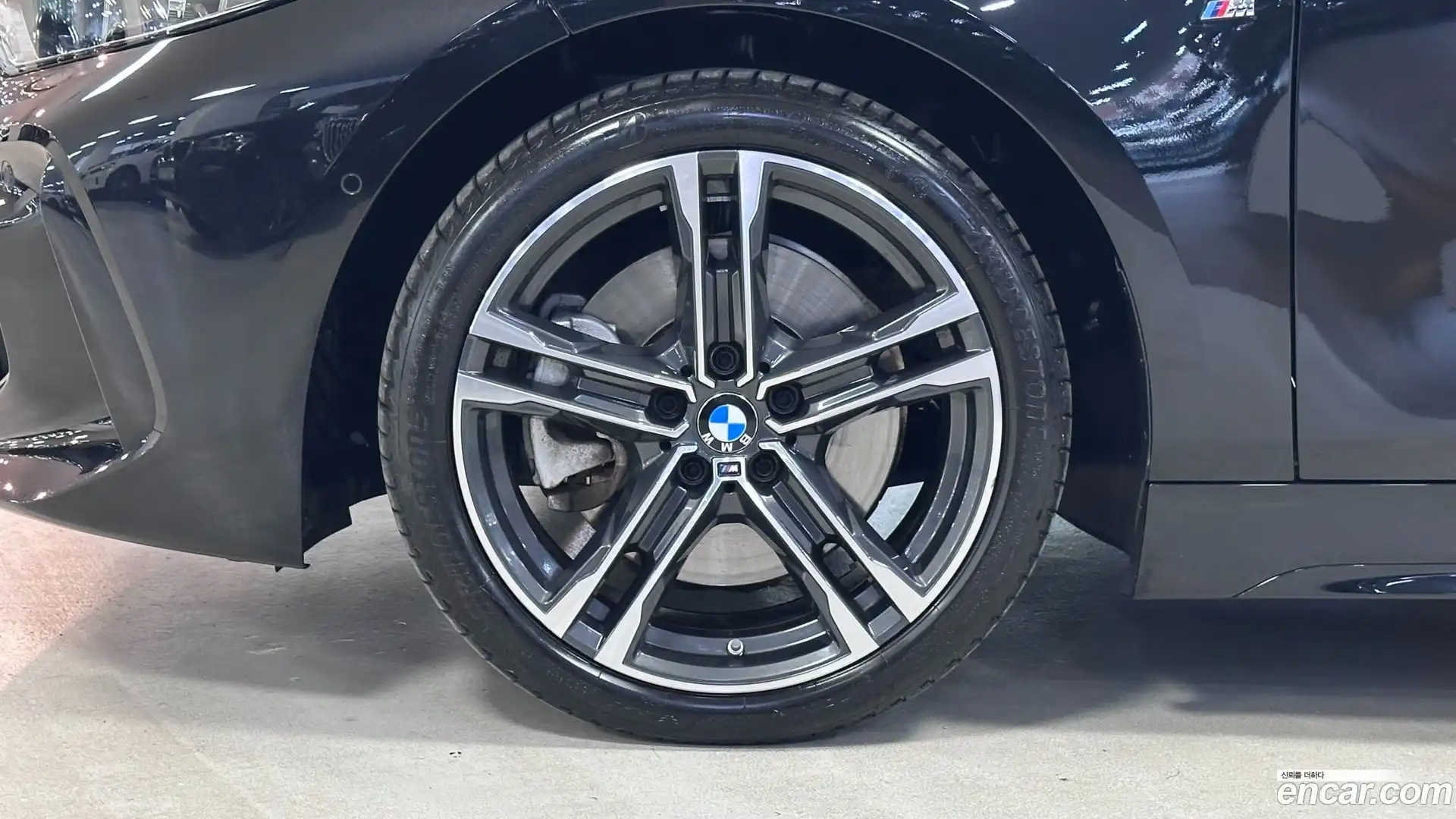1-Series BMW 2023.11-OUTER-005