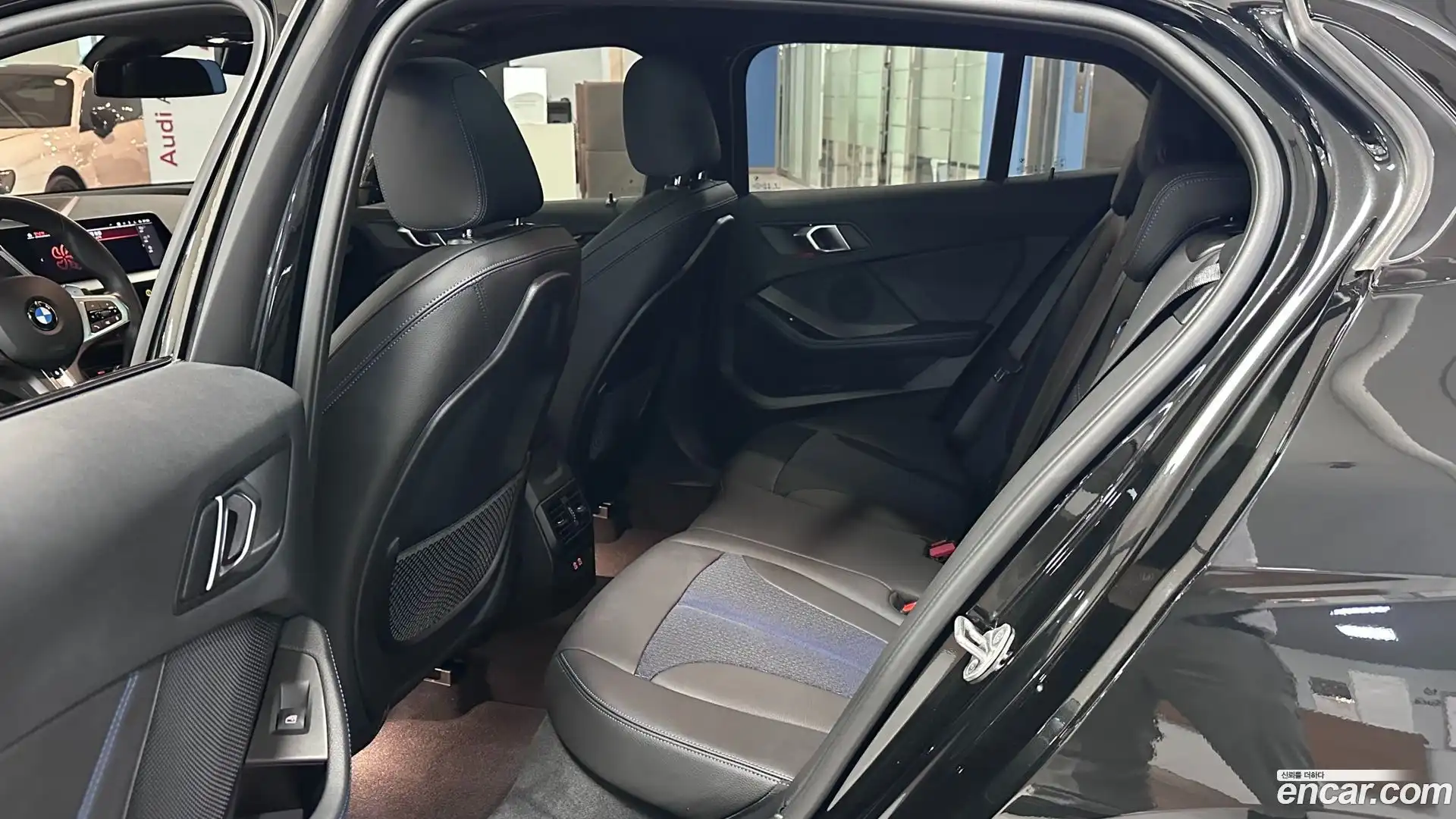 1-Series BMW 2023.11-OPTION-015
