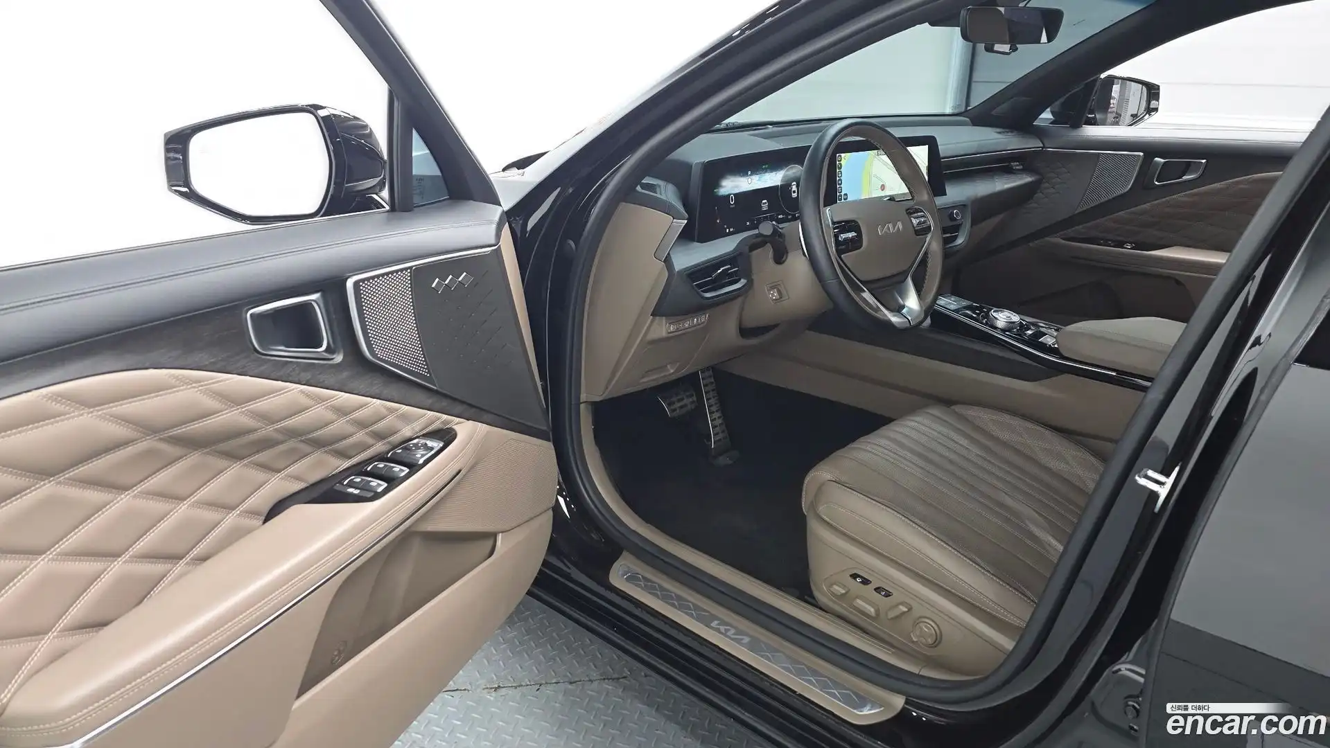 K8 Kia 2024.1-INNER-010