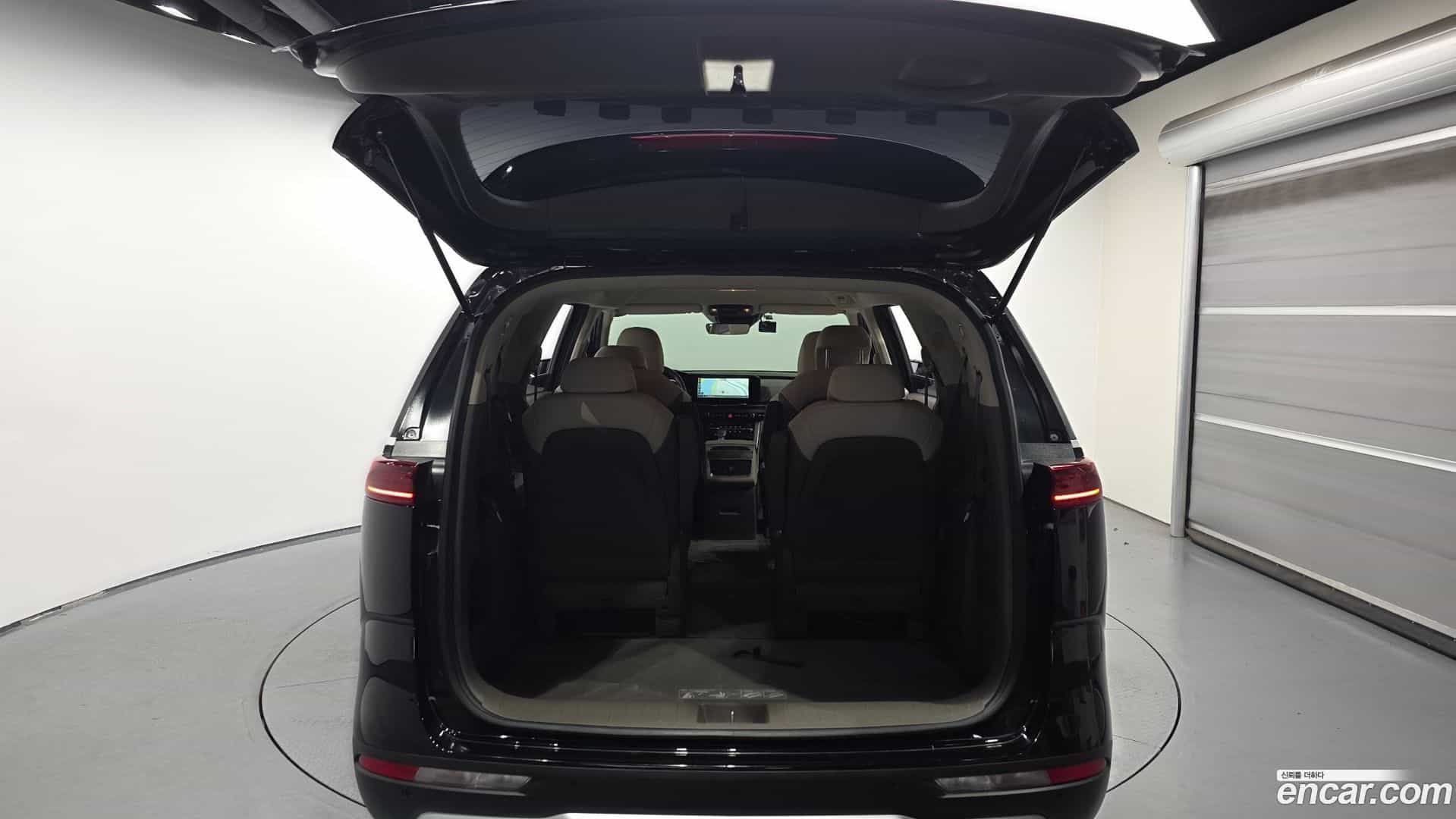 Canival Kia 2022.6-OPTION-024