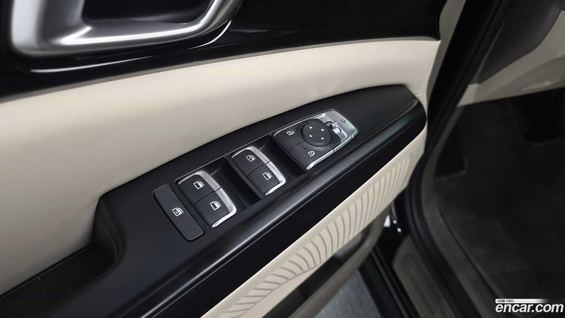 Canival Kia 2022.6-OPTION-040