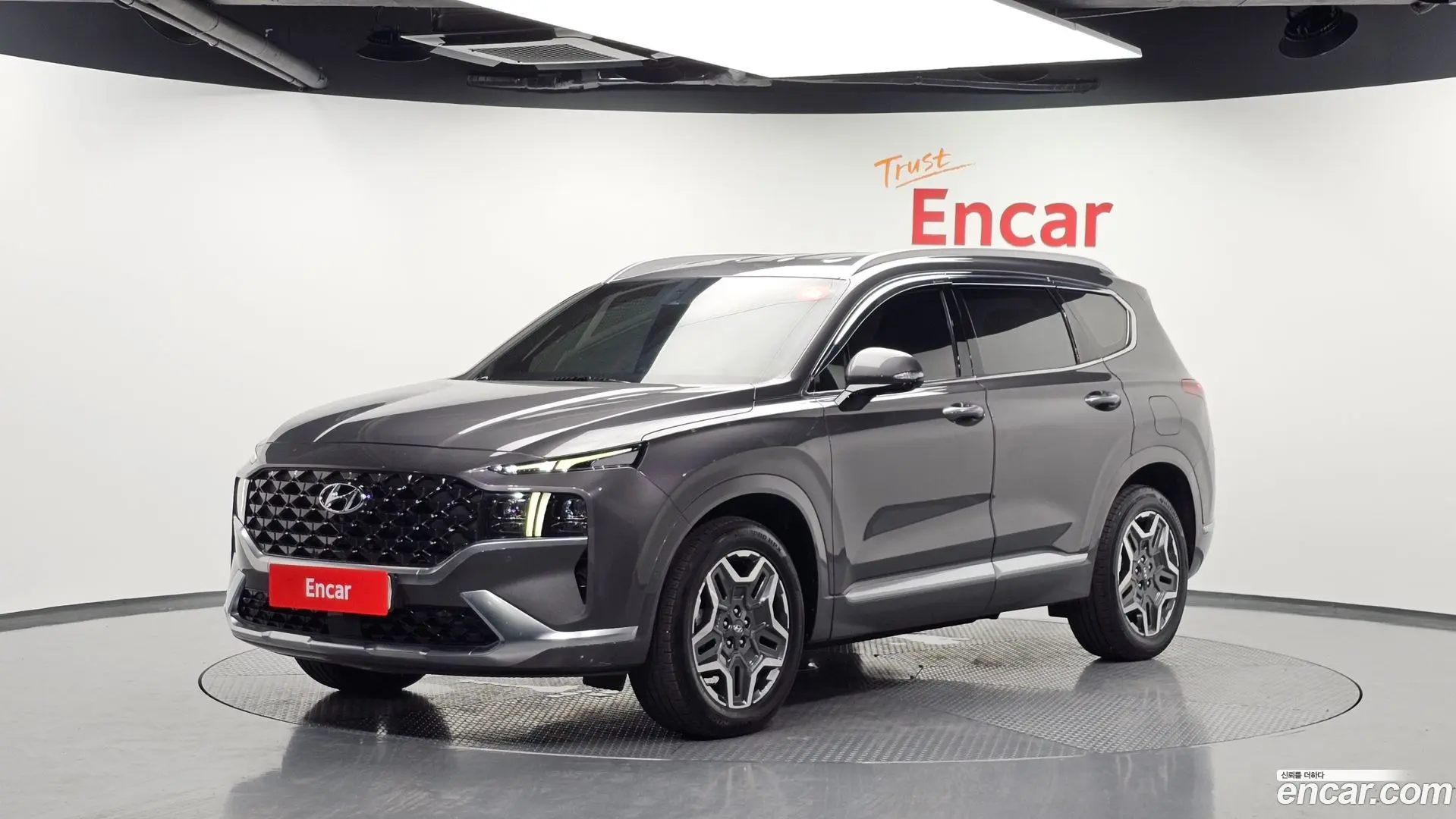 Main__Slider__Photo:Santafe Hyundai 2021.6-0