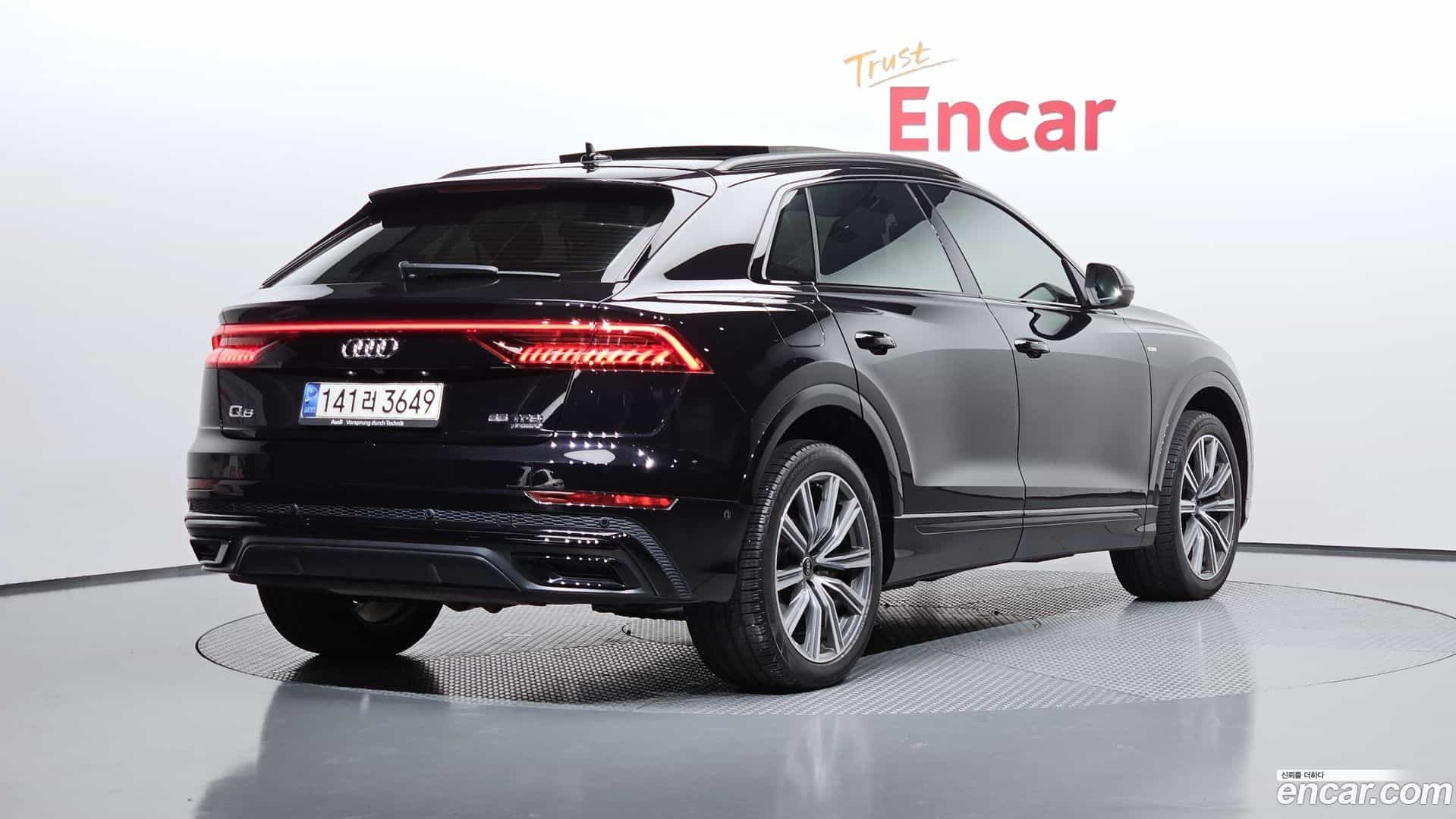 Q8 Audi 2021.2-OUTER-002