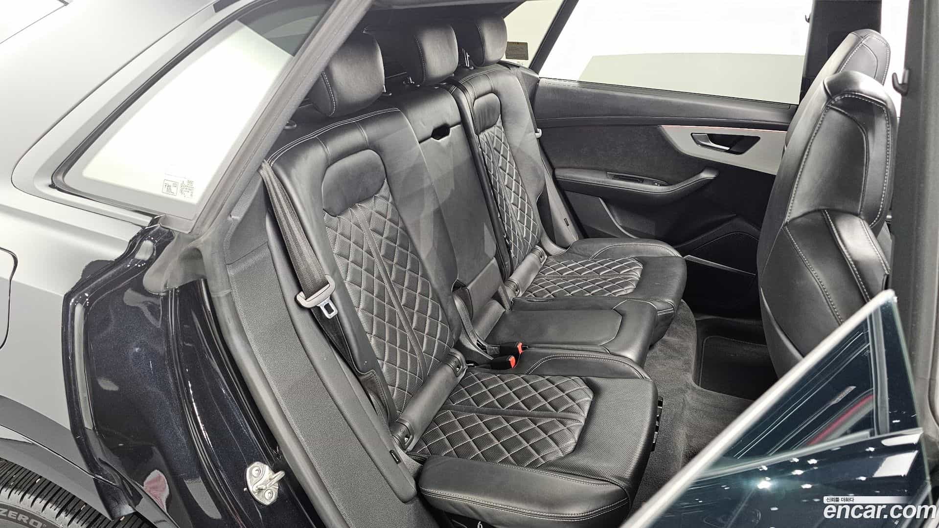Q8 Audi 2021.2-OPTION-015