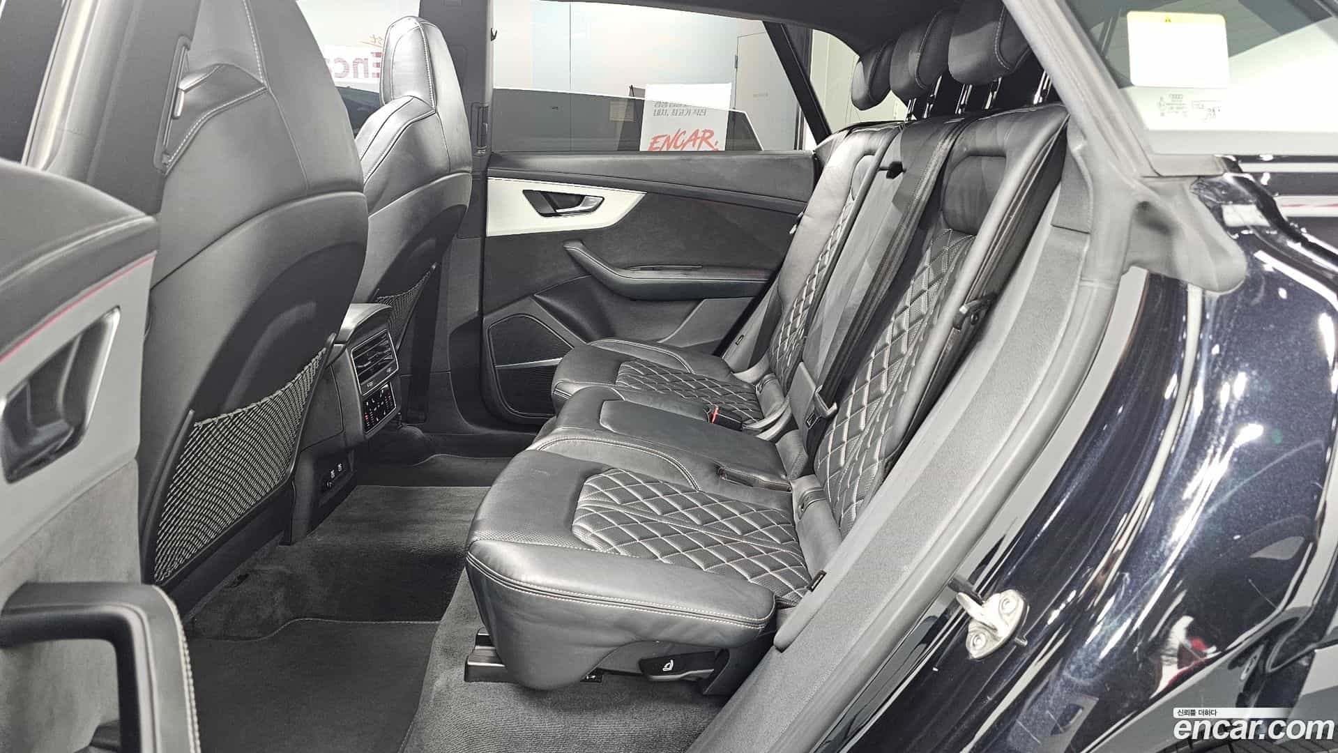 Q8 Audi 2021.2-OPTION-016