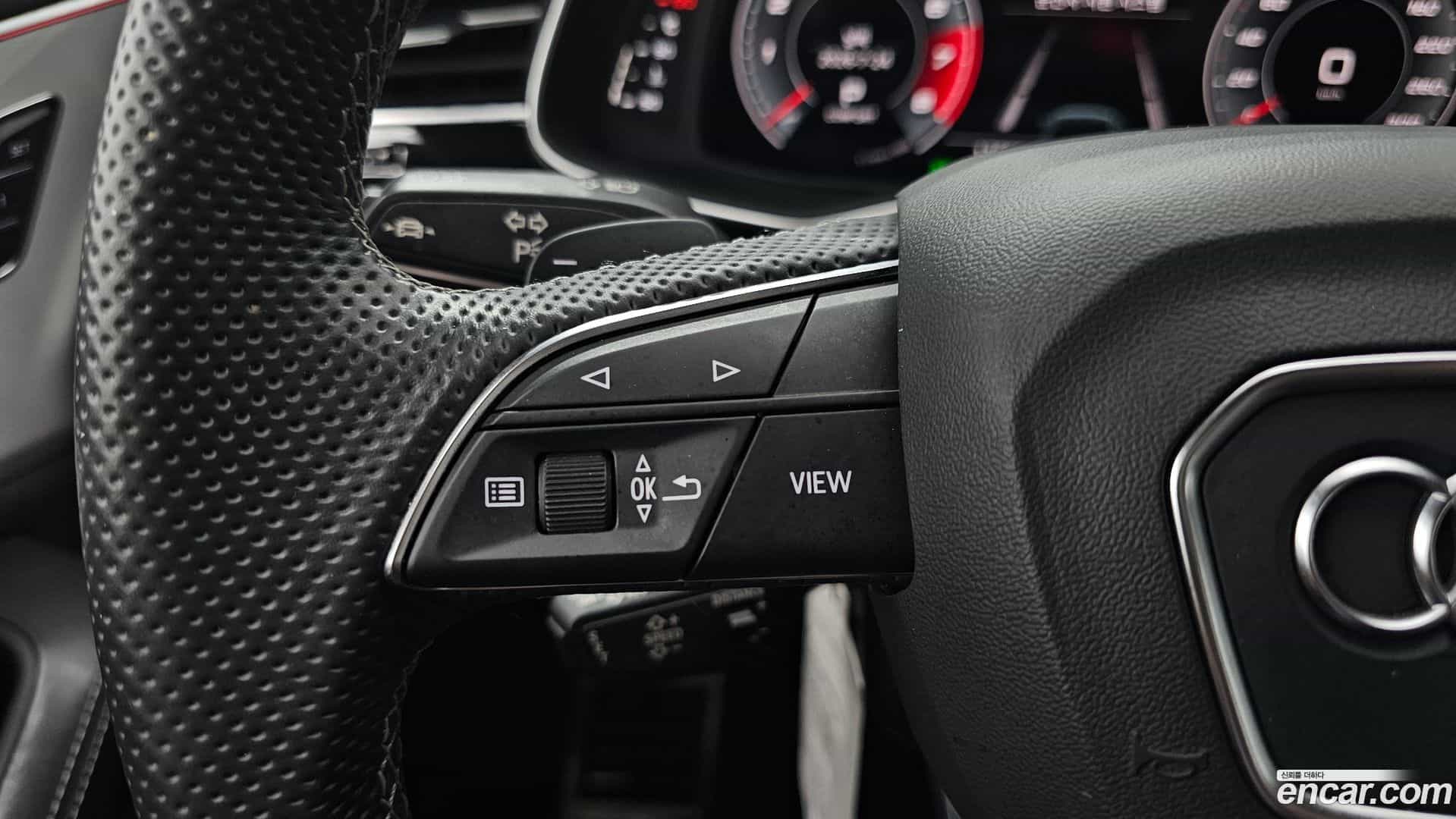 Q8 Audi 2021.2-OPTION-042