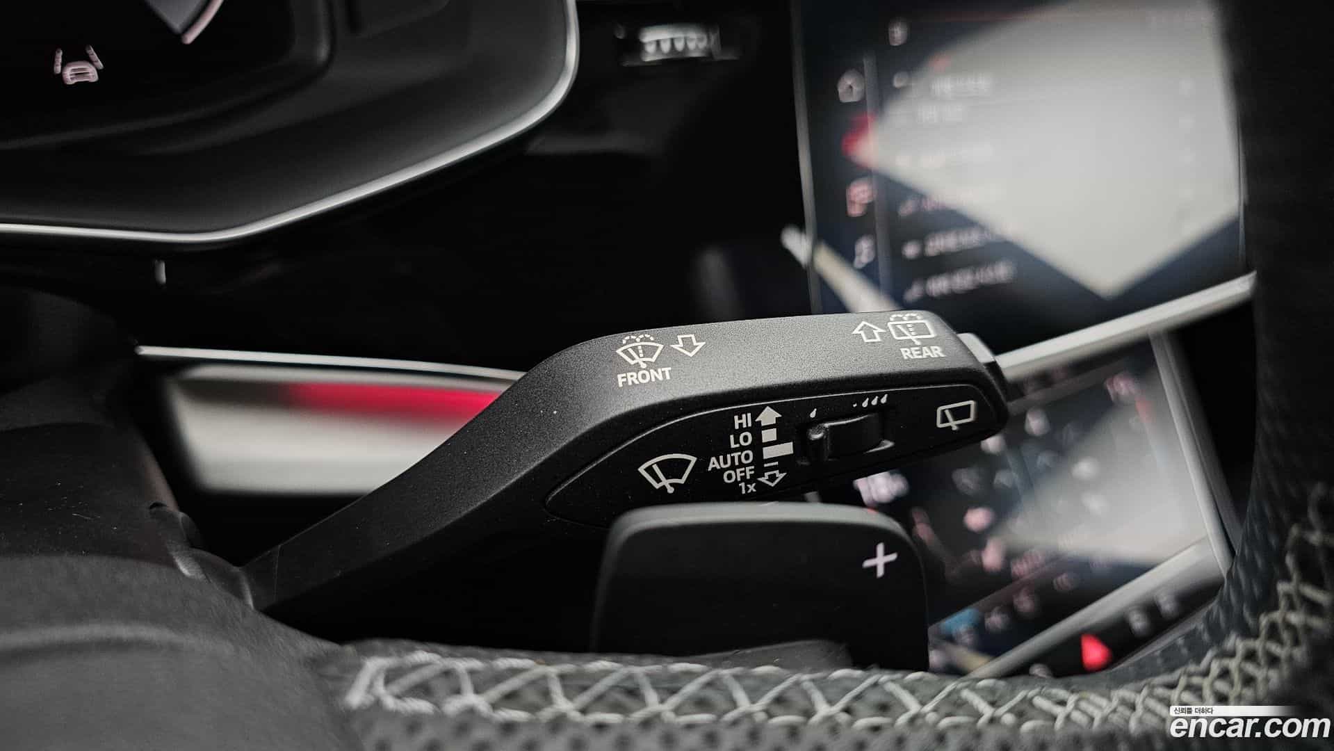 Q8 Audi 2021.2-OPTION-045