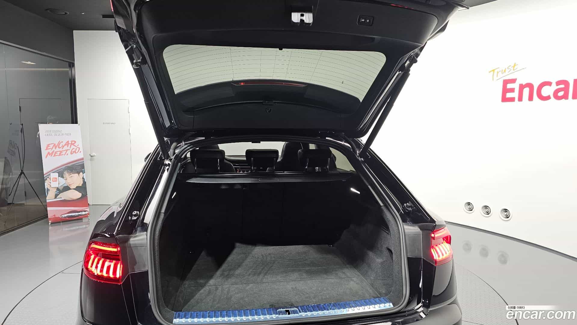 Q8 Audi 2021.2-OPTION-048