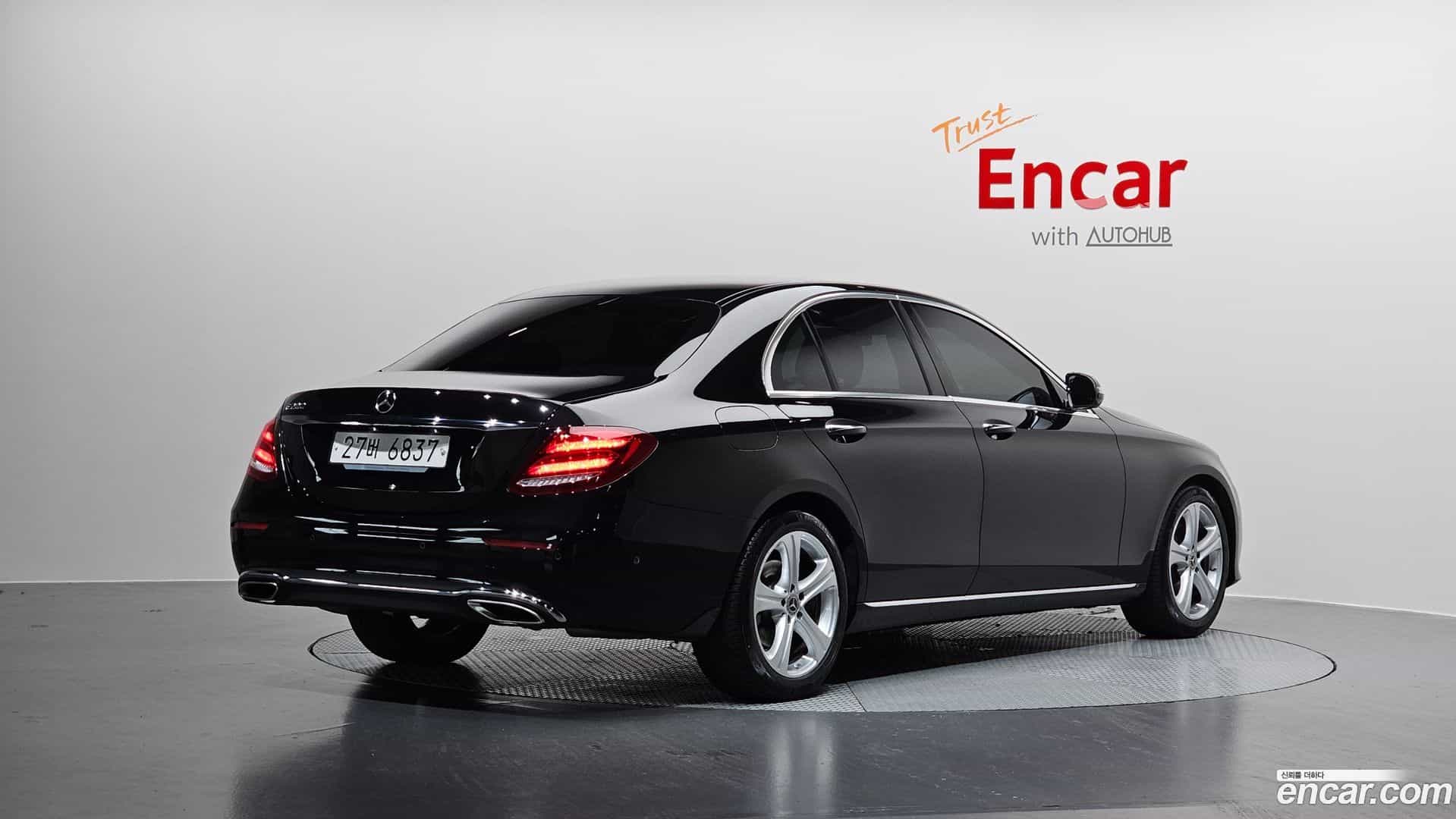 E-Class Mercedes-Benz 2018.3-OUTER-002
