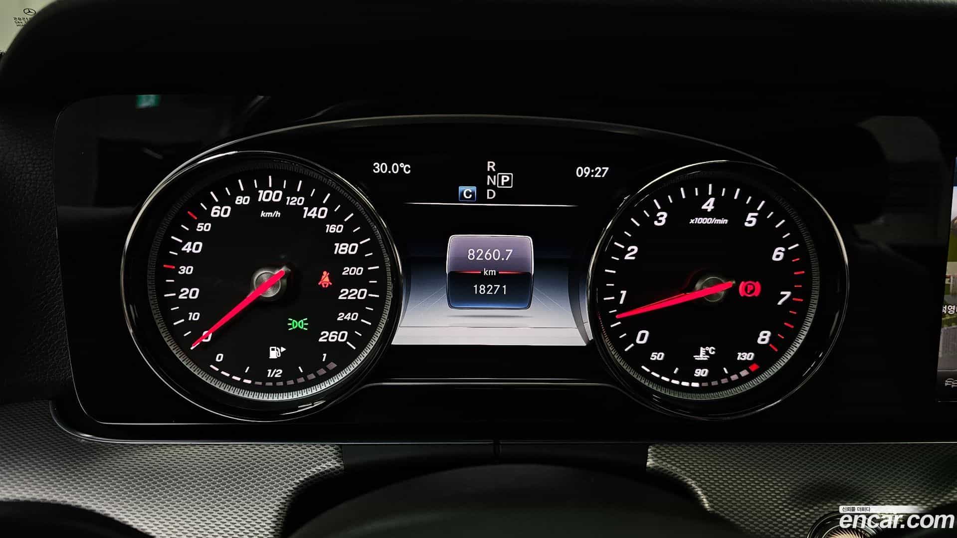 E-Class Mercedes-Benz 2018.3-INNER-008