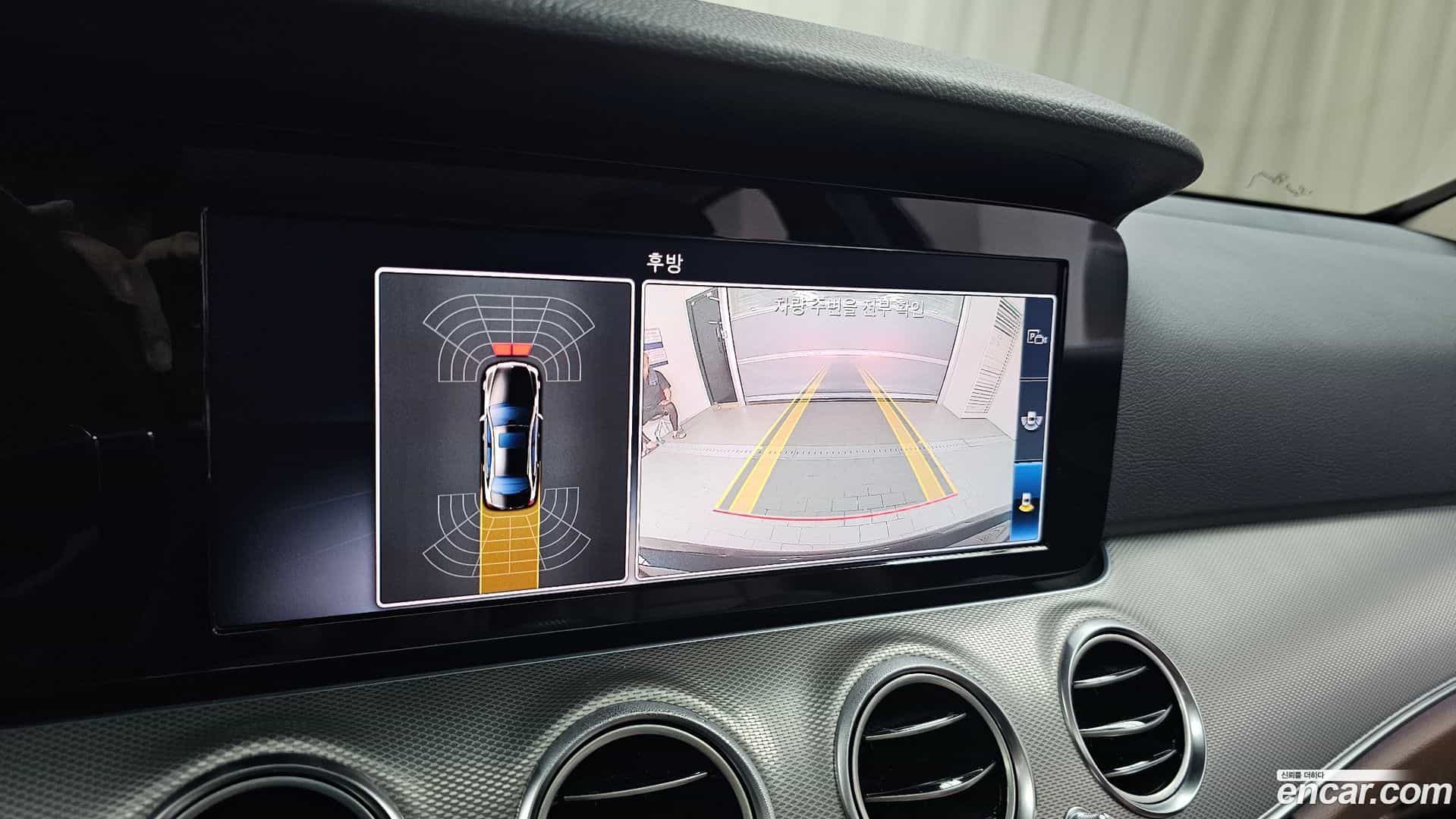 E-Class Mercedes-Benz 2018.3-OPTION-018