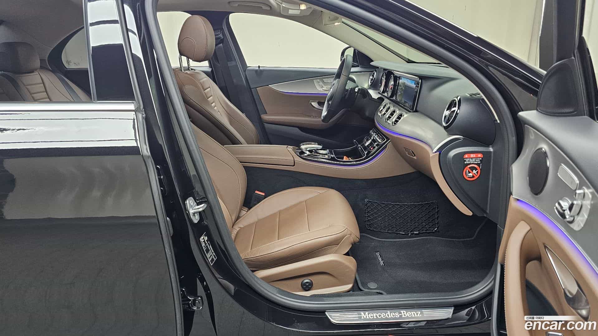 E-Class Mercedes-Benz 2018.3-INNER-036