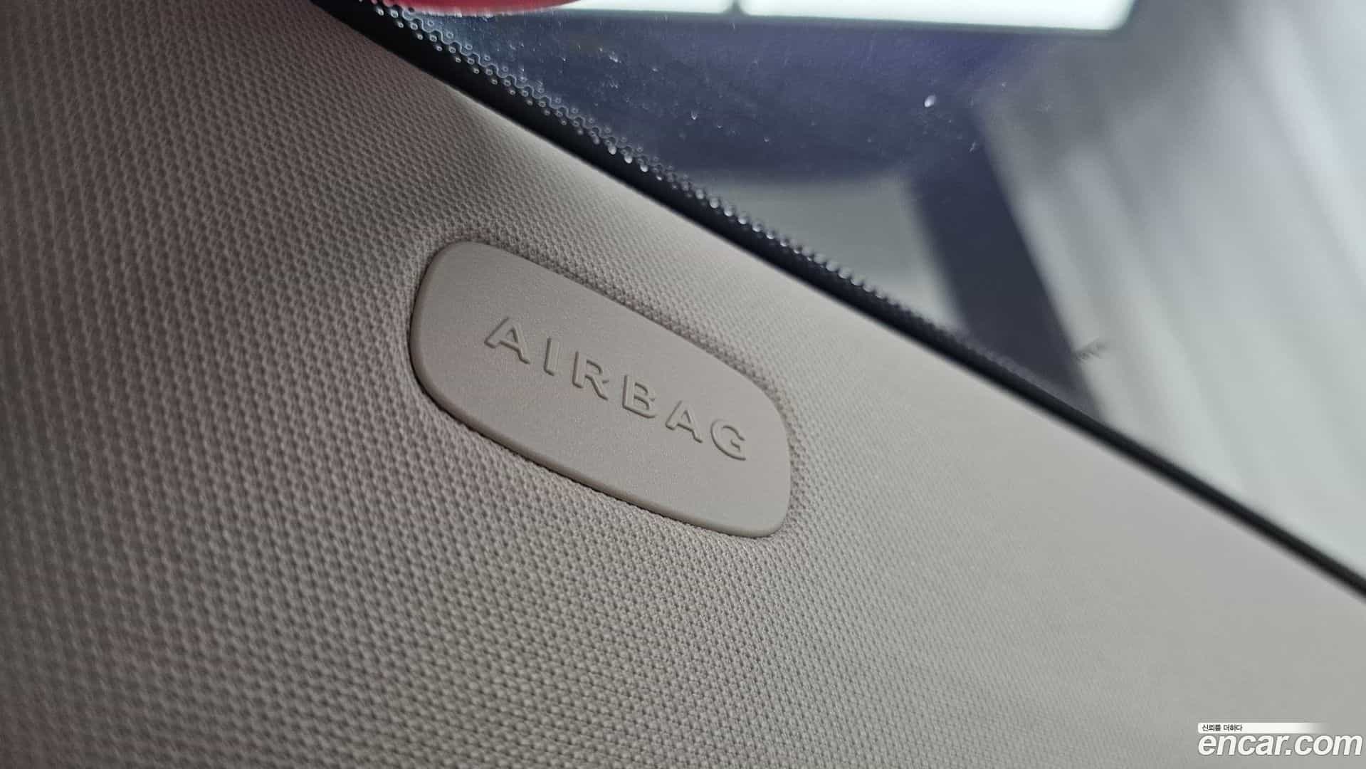 E-Class Mercedes-Benz 2018.3-OPTION-041