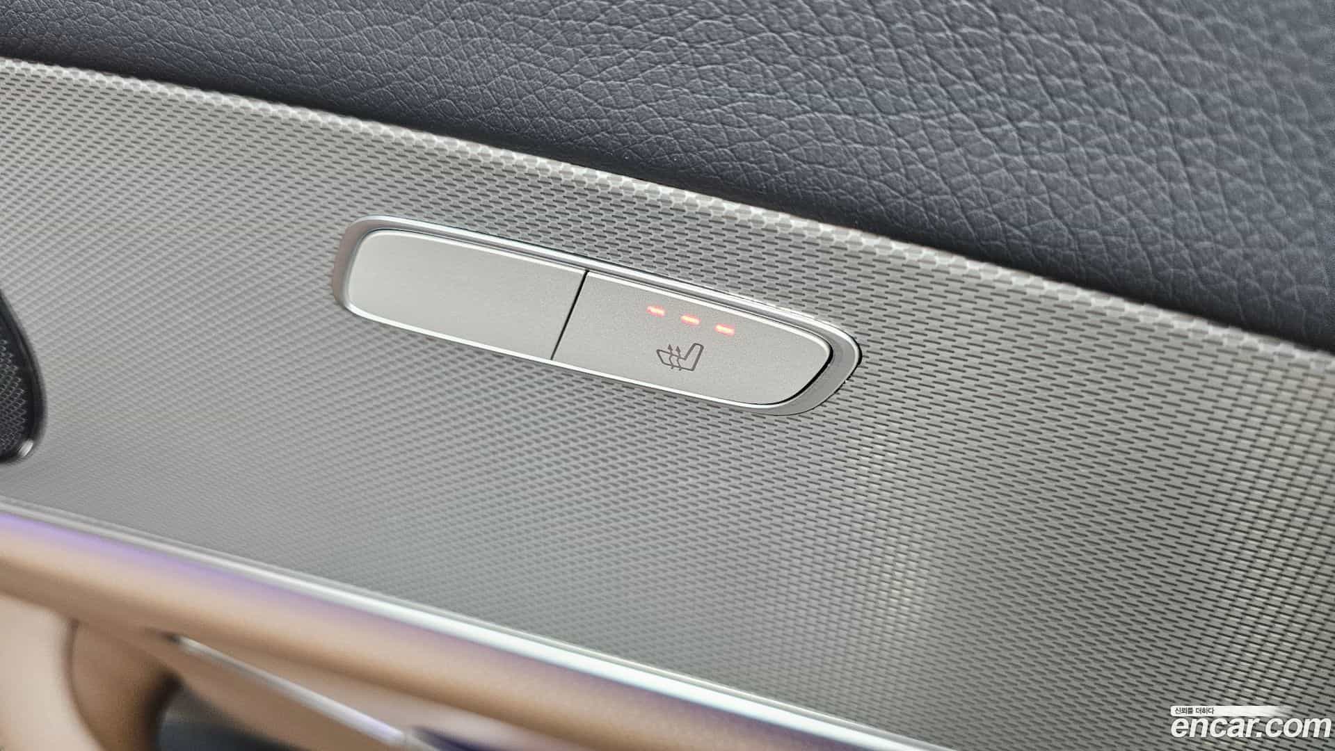 E-Class Mercedes-Benz 2018.3-OPTION-042