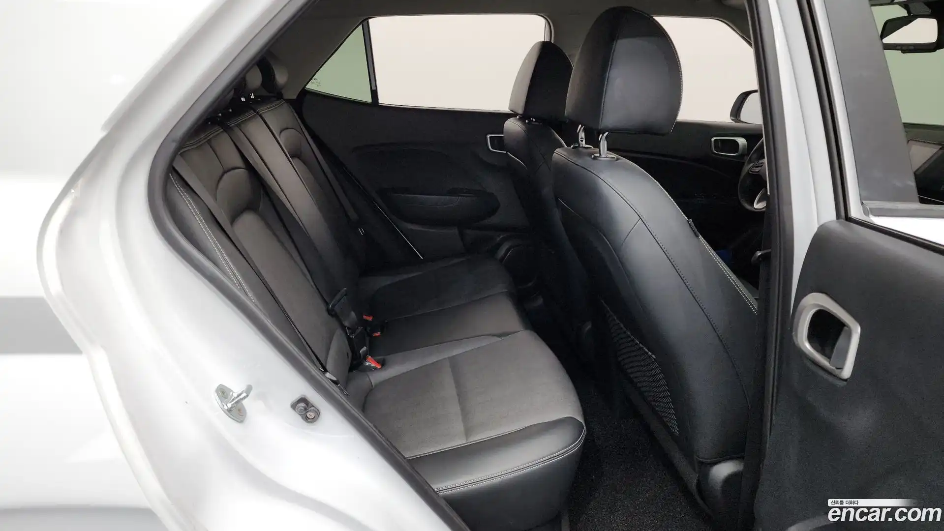 Venue Hyundai 2019.8-OPTION-015