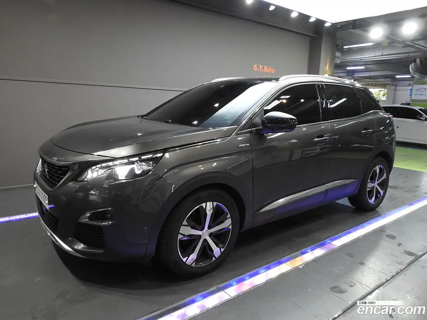 3008 Peugeot 2018.4-OUTER-001