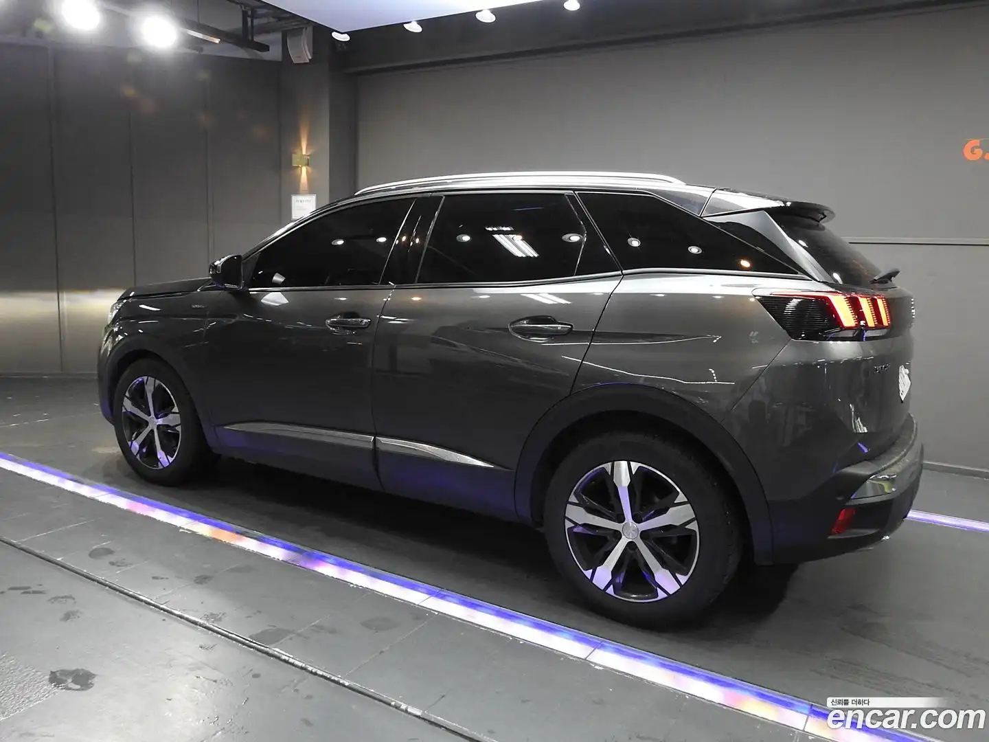 3008 Peugeot 2018.4-OUTER-002
