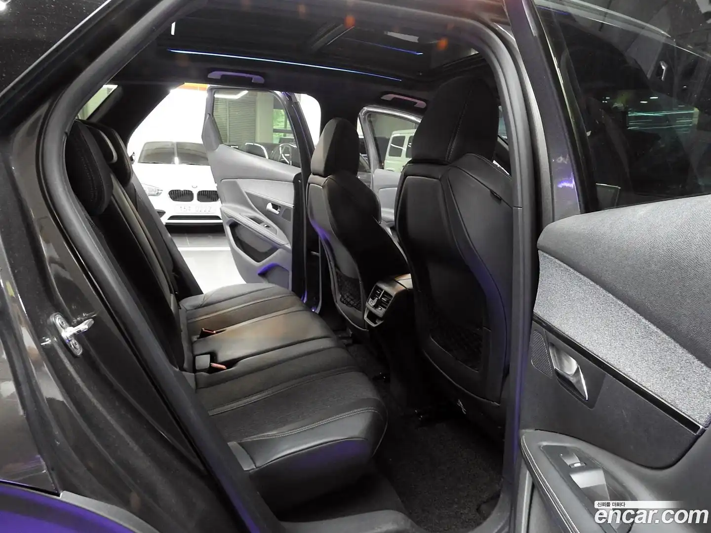 3008 Peugeot 2018.4-OPTION-015
