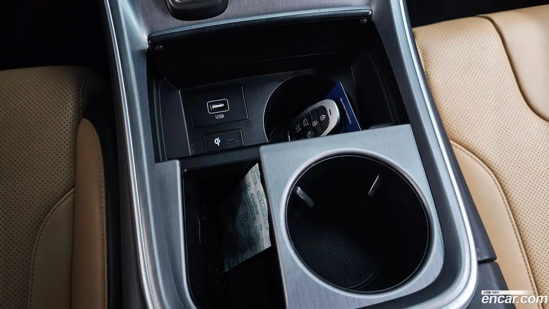 Santafe Hyundai 2023.1-OPTION-016