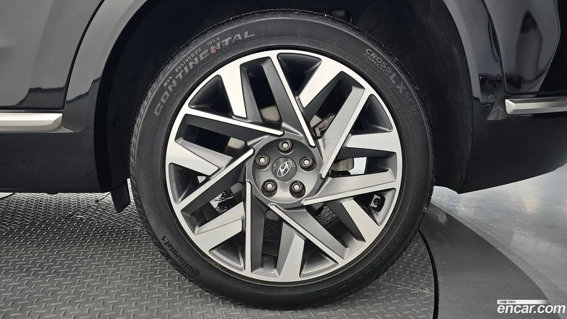 Santafe Hyundai 2023.1-OUTER-031