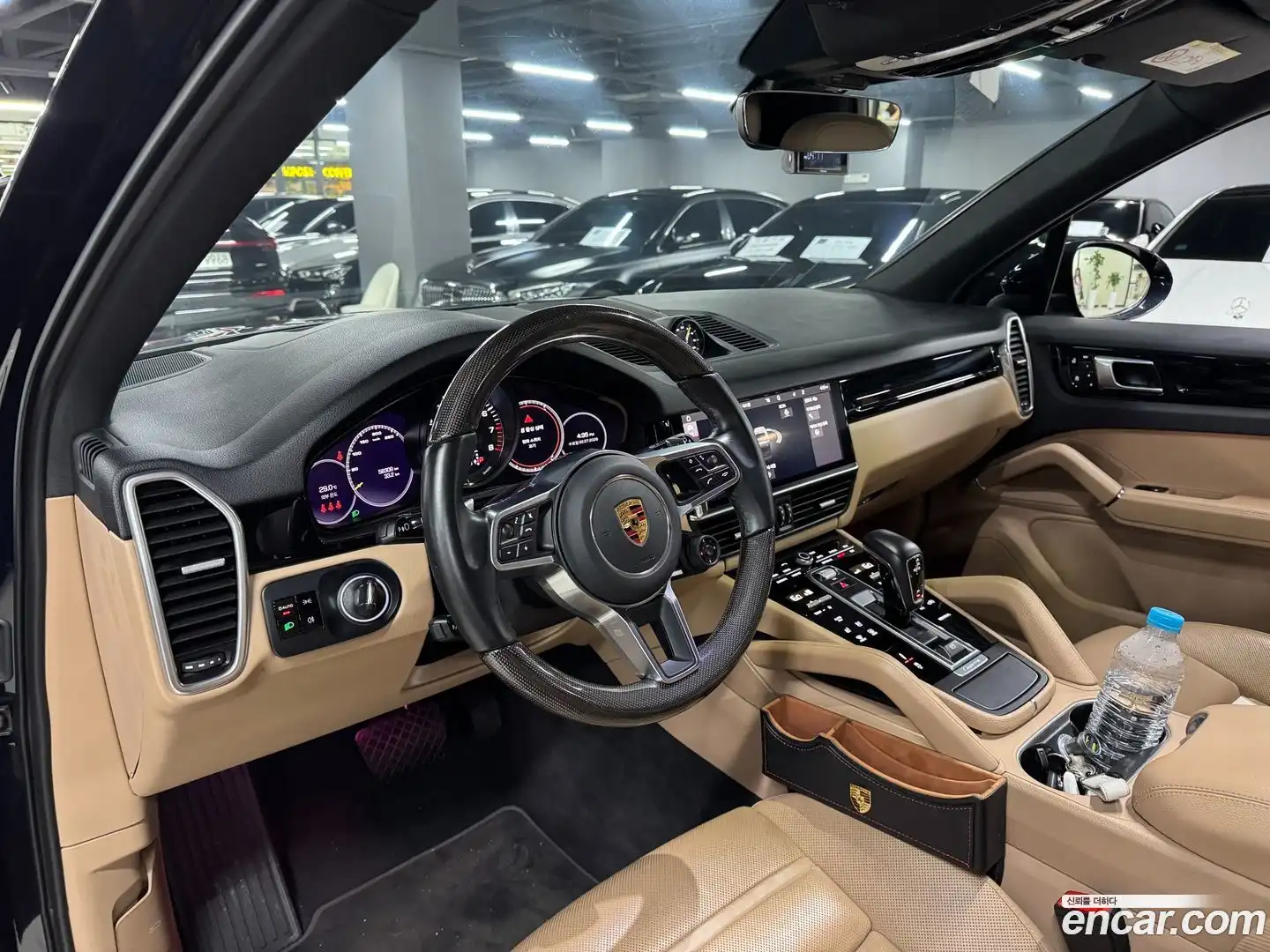 Cayenne Porsche 2021.2-INNER-008