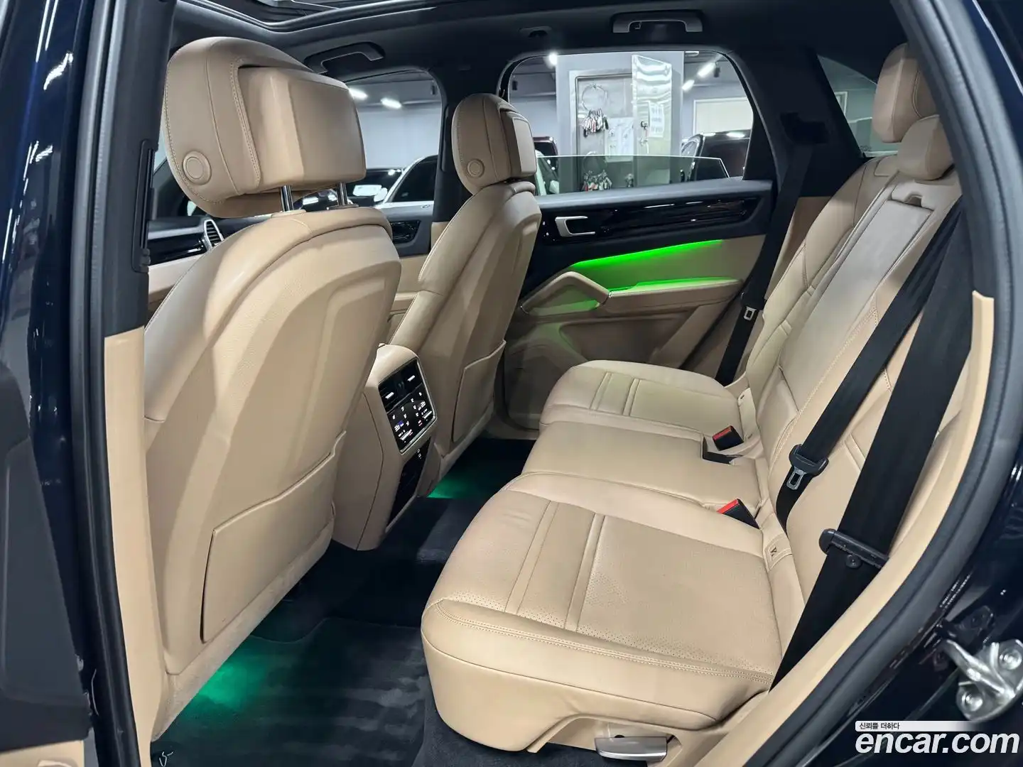 Cayenne Porsche 2021.2-OPTION-015