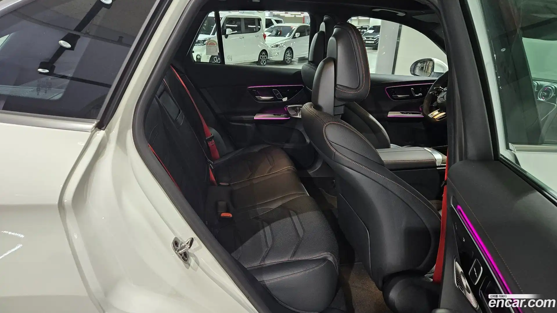 GLC-Class Mercedes-Benz 2025.11-OPTION-024