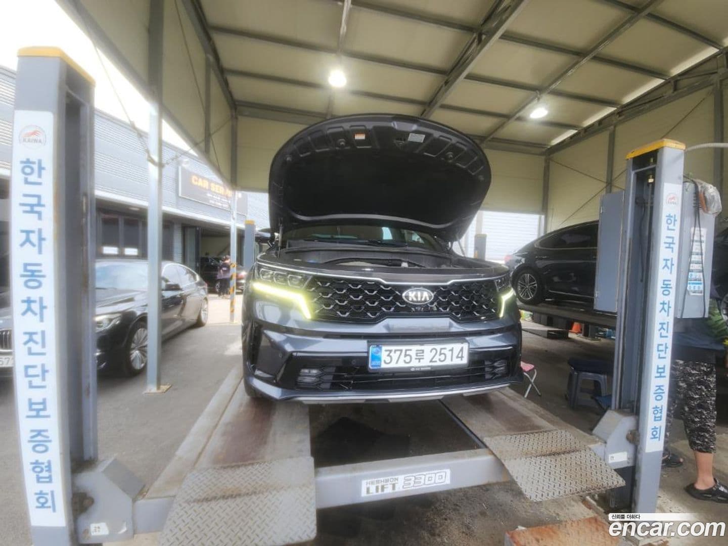 Main__Slider__Photo:Sorento Kia 2020.8-0